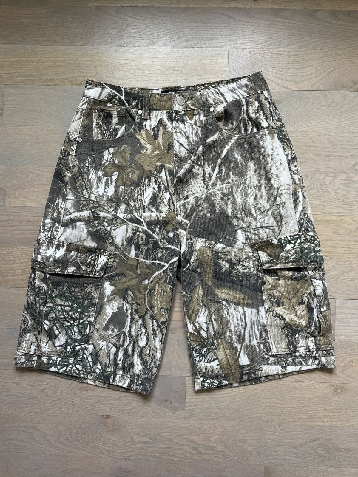Other Camo jorts Size 28" / US 6 / IT 42 - 1 Thumbnail
