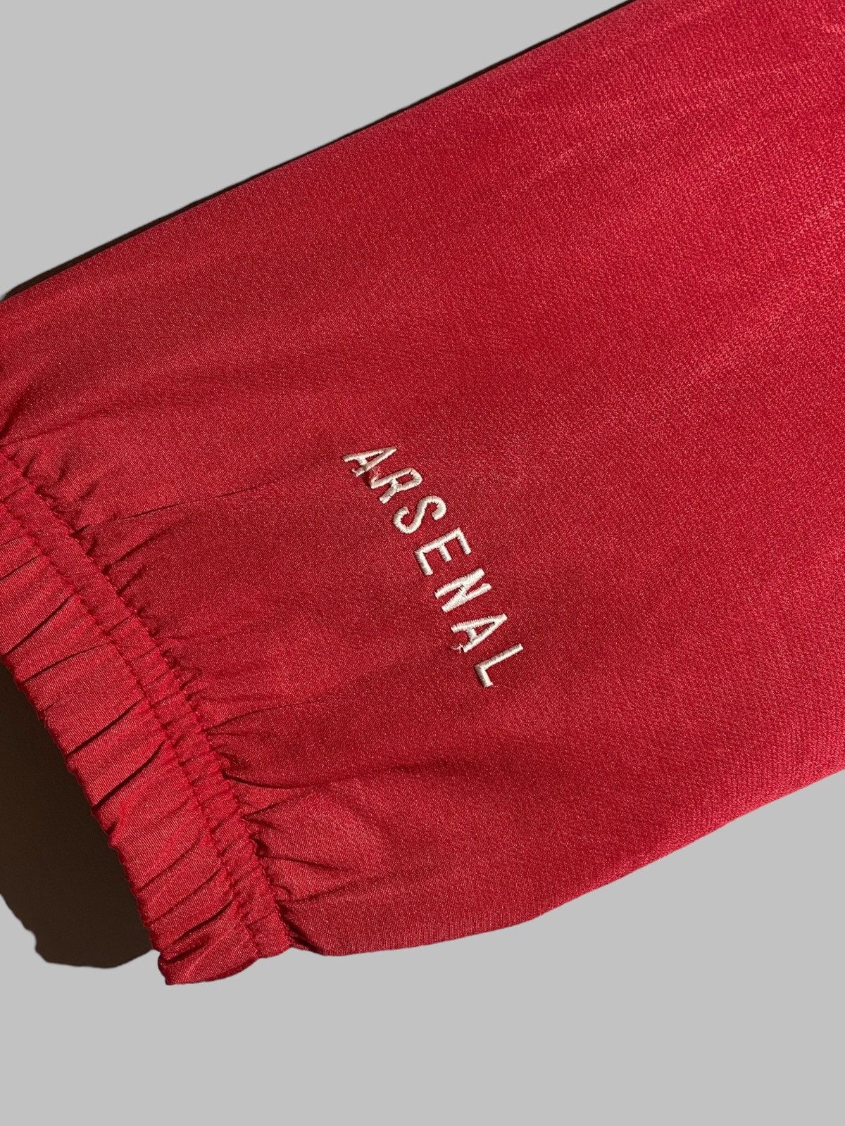 Nike Vintage Nike Arsenal London O2 Drill Zip Track Top Size US L / EU 52-54 / 3 - 9 Thumbnail