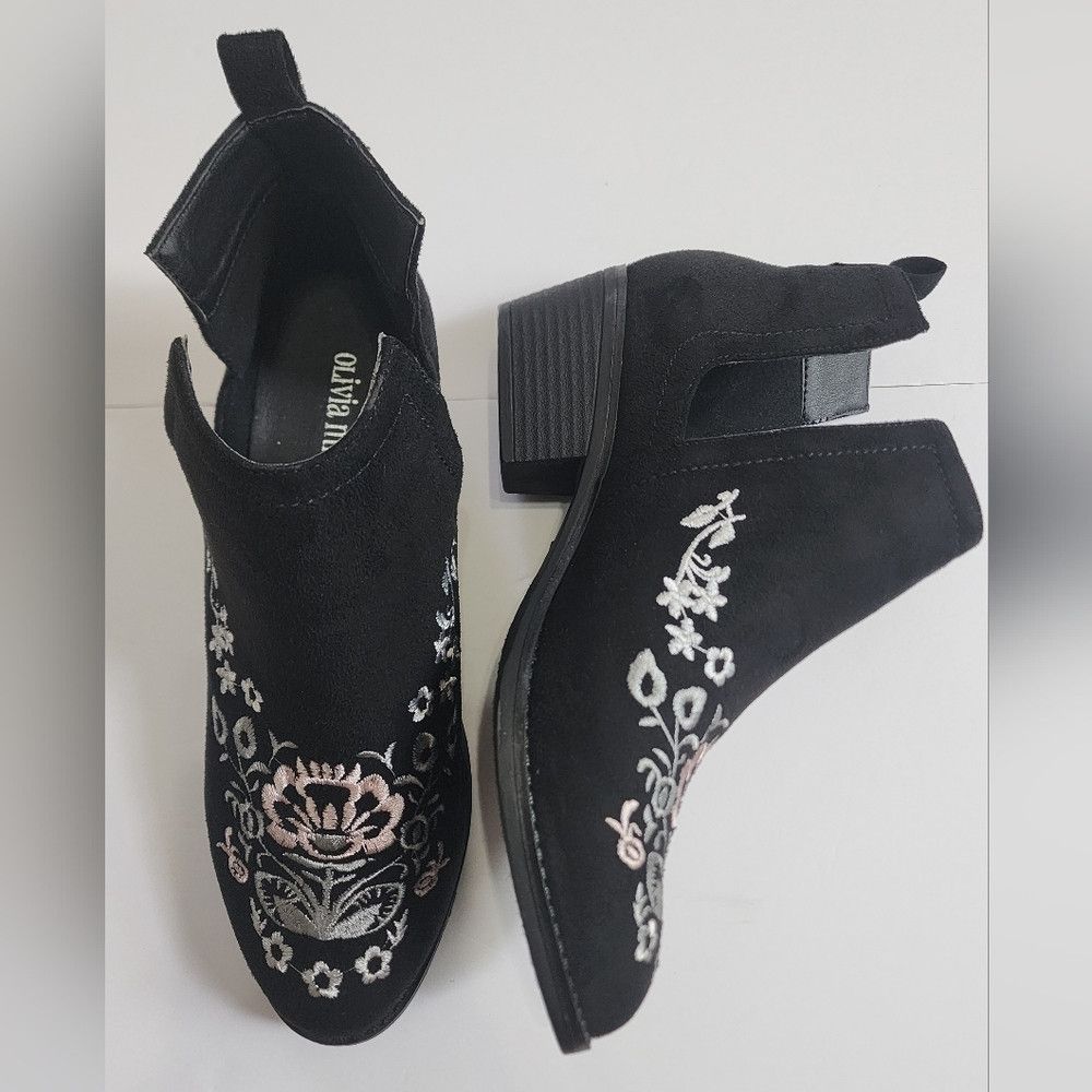 Other 👢Olivia Miller Black Rosedale Embroidered Floral Boots Size US 9 / IT 39 - 2 Thumbnail