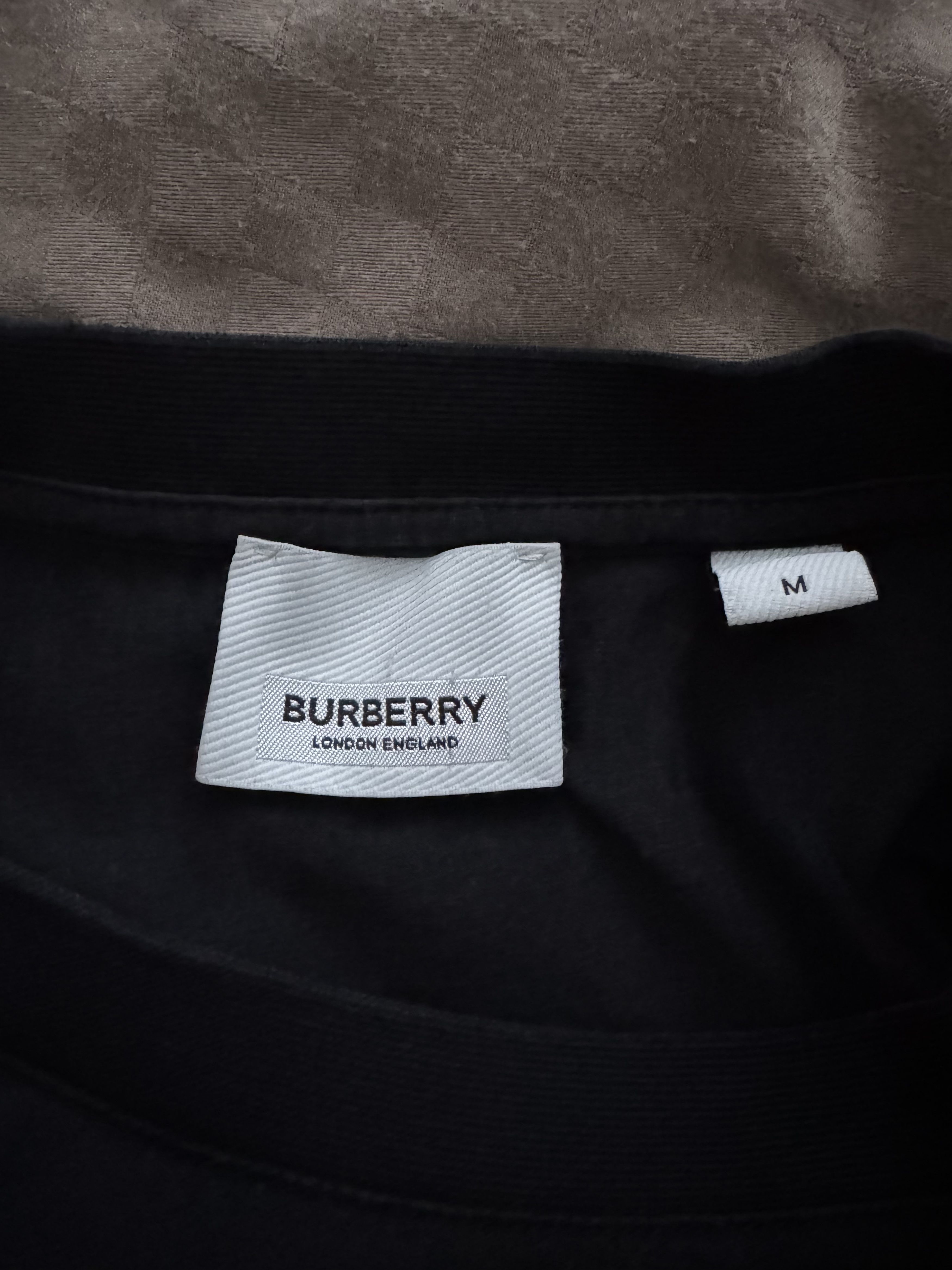 Burberry Burberry Black T-Shirt Size US M / EU 48-50 / 2 - 3 Thumbnail