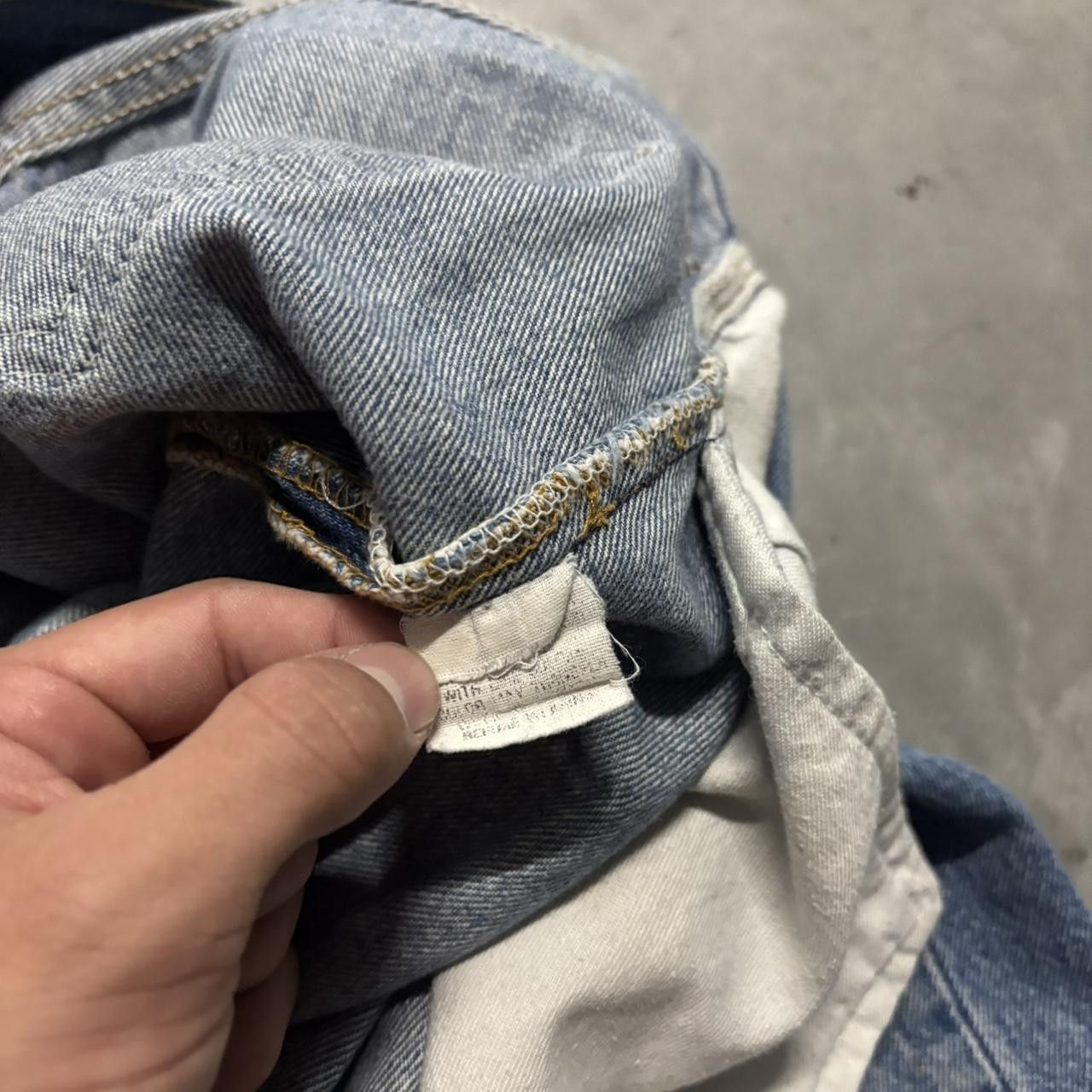 Levi's × Vintage Crazy Vintage 90s Grunge Levi’s 501 Faded Medium Wash Distressed Denim Jeans! Size US 36 / EU 52 - 8 Thumbnail