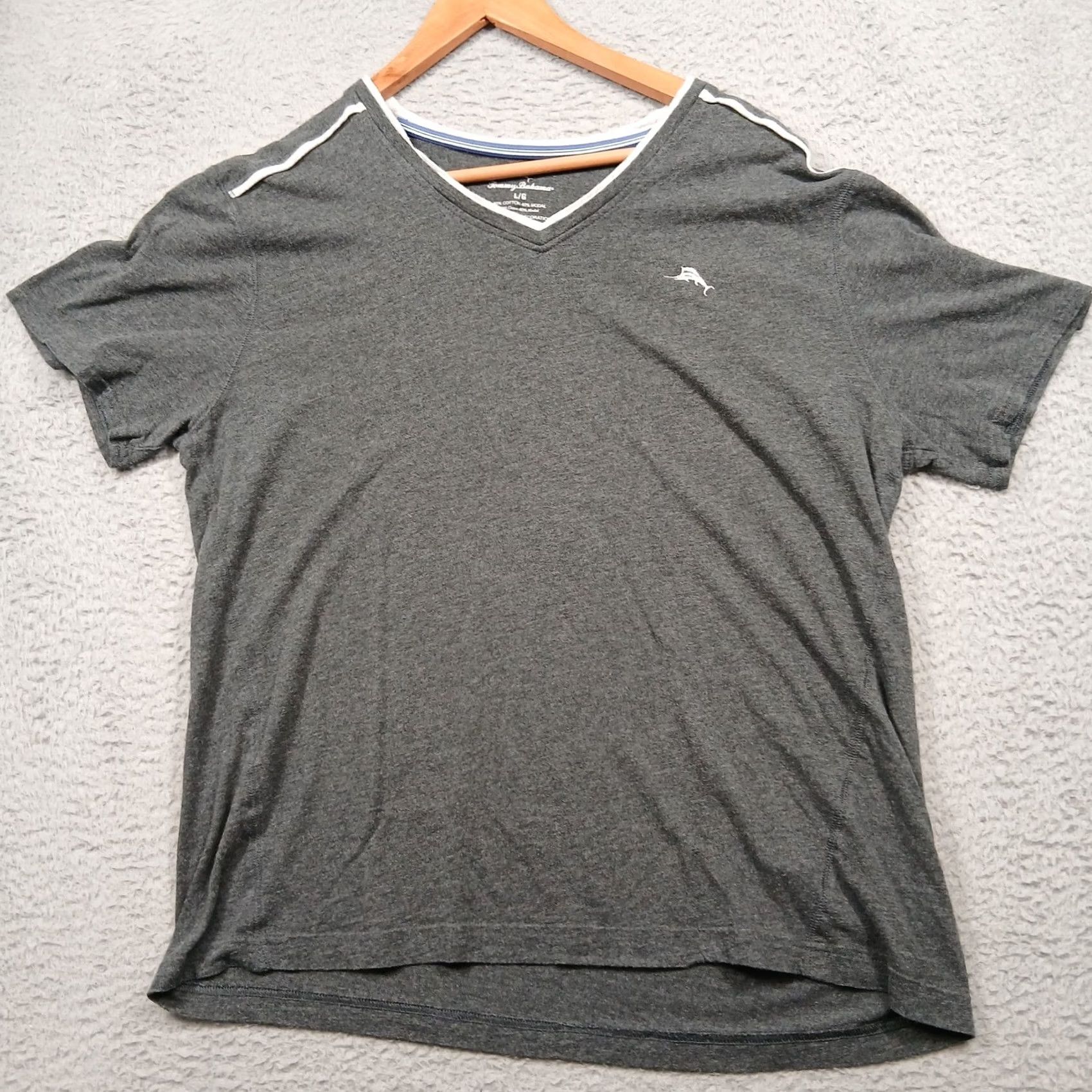 Tommy Bahama VINTAGE? No — Tommy Bahama T-Shirt Gray Short Sleeve V-Neck Mens Large Cotton Modal Blend Size US L / EU 52-54 / 3 - 2 Thumbnail