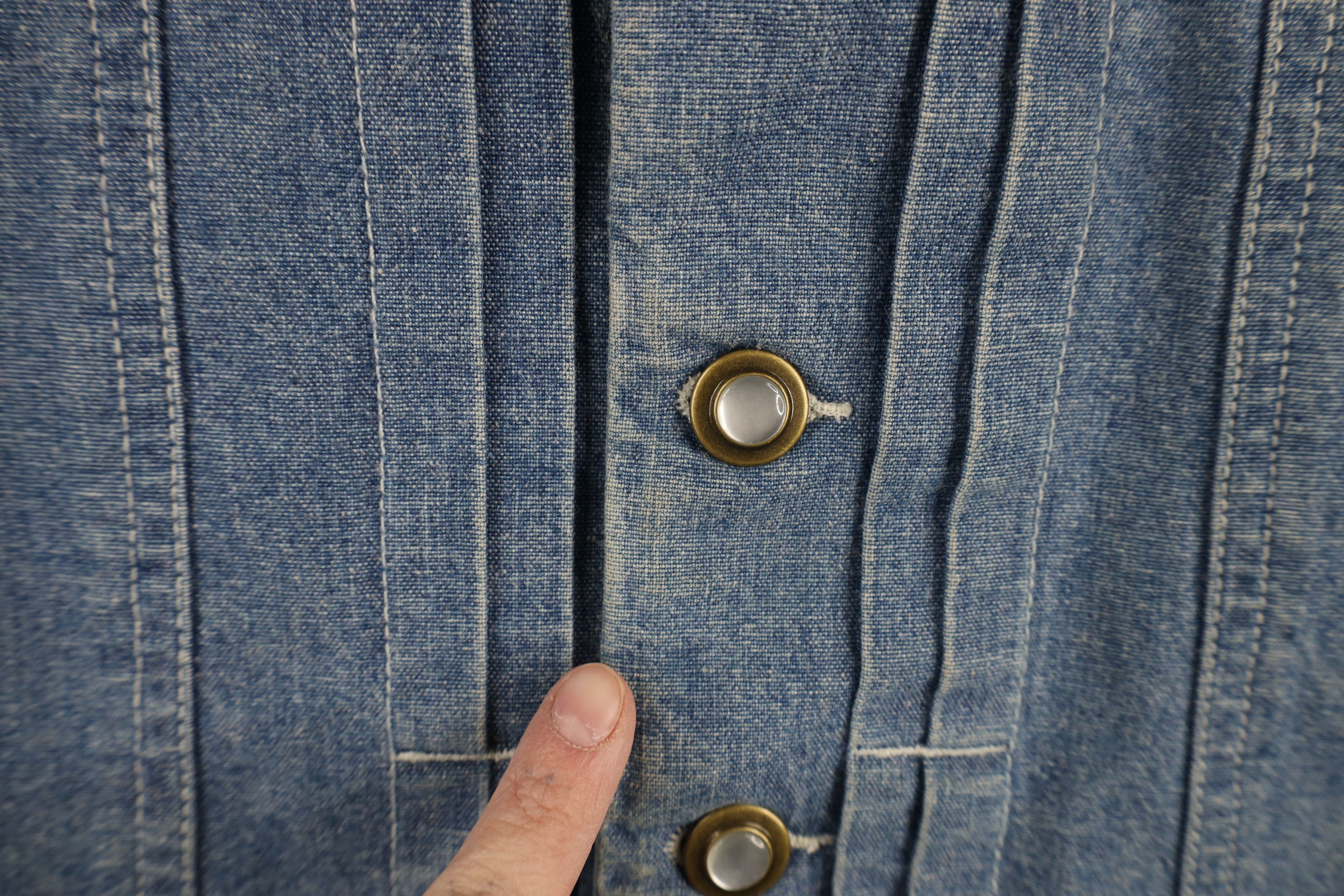 Vintage Vintage 90s Streetwear Flower Chambray Denim Trucker Jacket Size S / US 4 / IT 40 - 4 Thumbnail