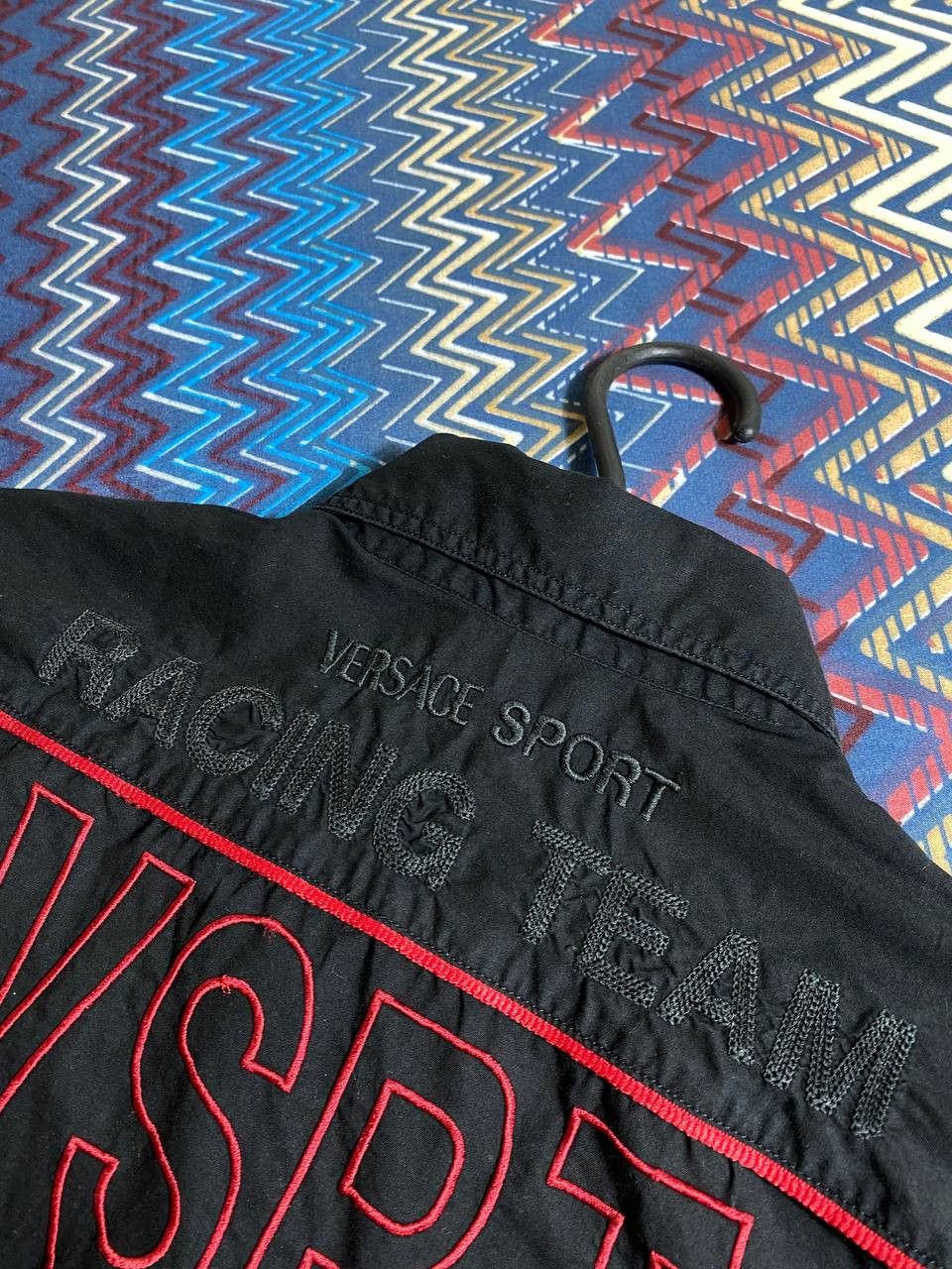 Versace Vintage Y2K shirt Versace black luxury big logo streetwear Size US M / EU 48-50 / 2 - 12 Thumbnail