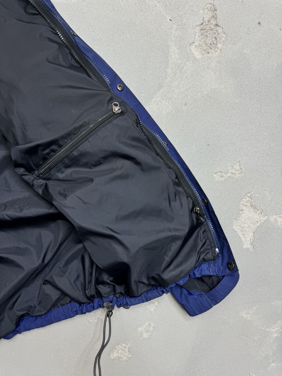 The North Face × Vintage The north face Gore tex HyVent ski center back logo jacket Size US M / EU 48-50 / 2 - 10 Thumbnail