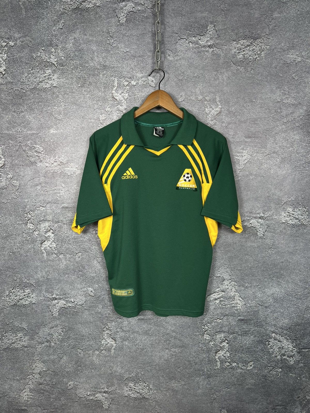 Adidas Vintage 2001 Adidas Australia Boys 10 Jersey T-shirt Size US XS / EU 42 / 0 - 1 Thumbnail