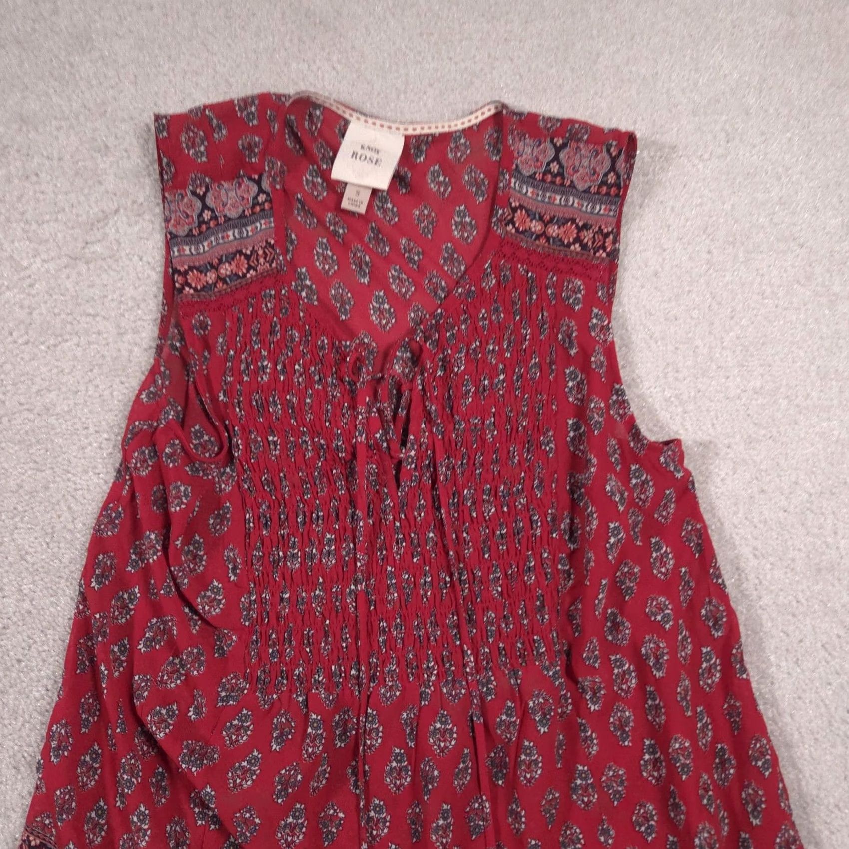 Vintage Knox Rose Blouse Womens Small Red Floral Smocked Tassel Sleeveless Tunic Top Size S / US 4 / IT 40 - 2 Thumbnail