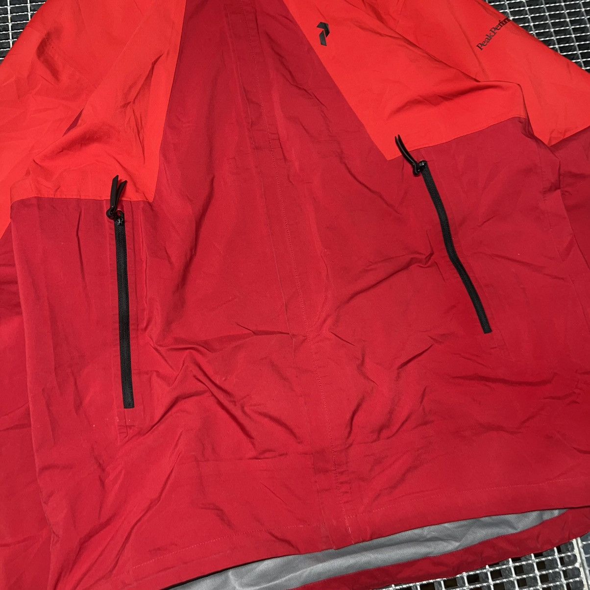 Peak Performance Outdoor Jacket Peak Performance Gorpcore Y2K Streatwear Size US L / EU 52-54 / 3 - 8 Thumbnail