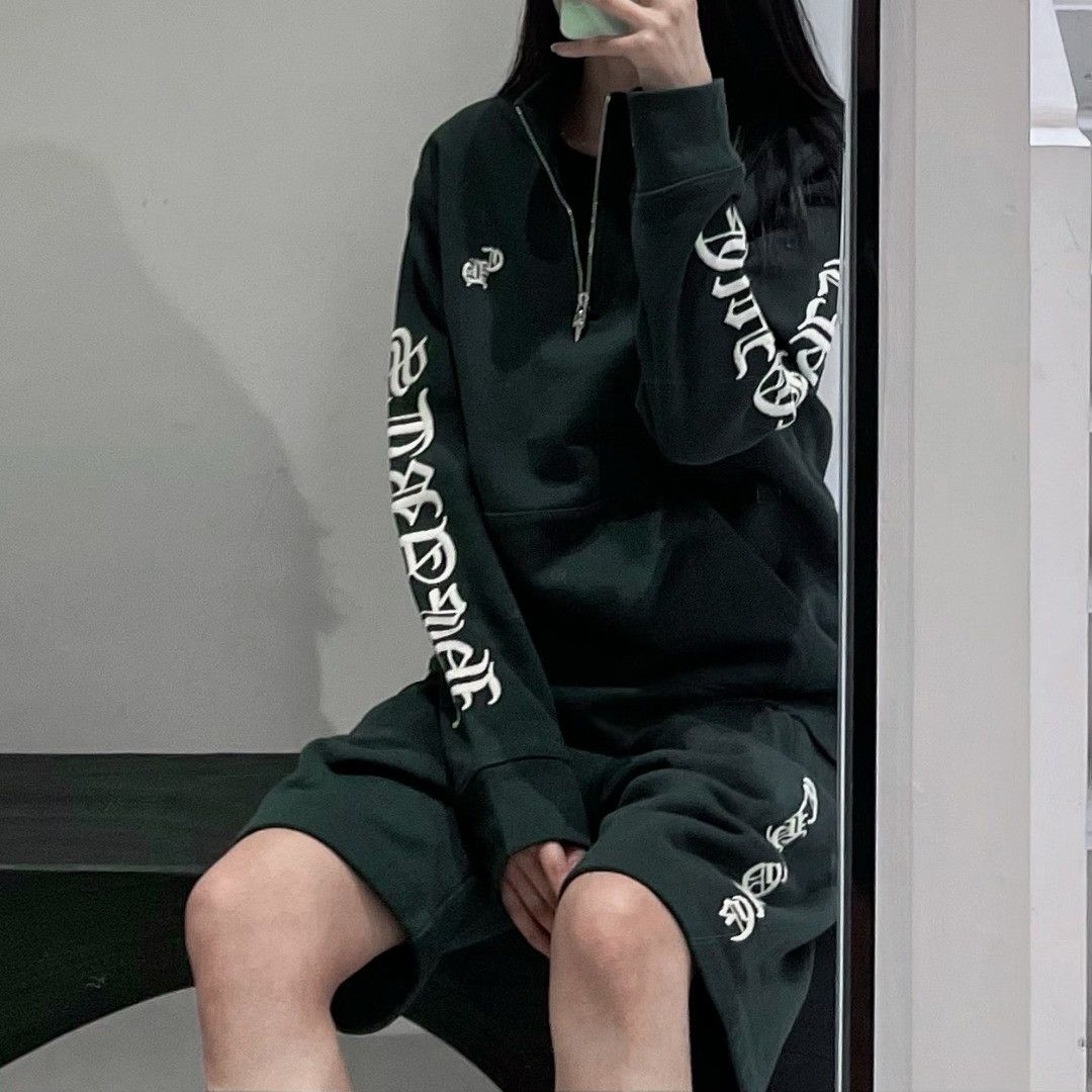 Chrome Hearts Chrome Hearts Script Logo Embroidered Shorts Size US 33 - 17 Thumbnail