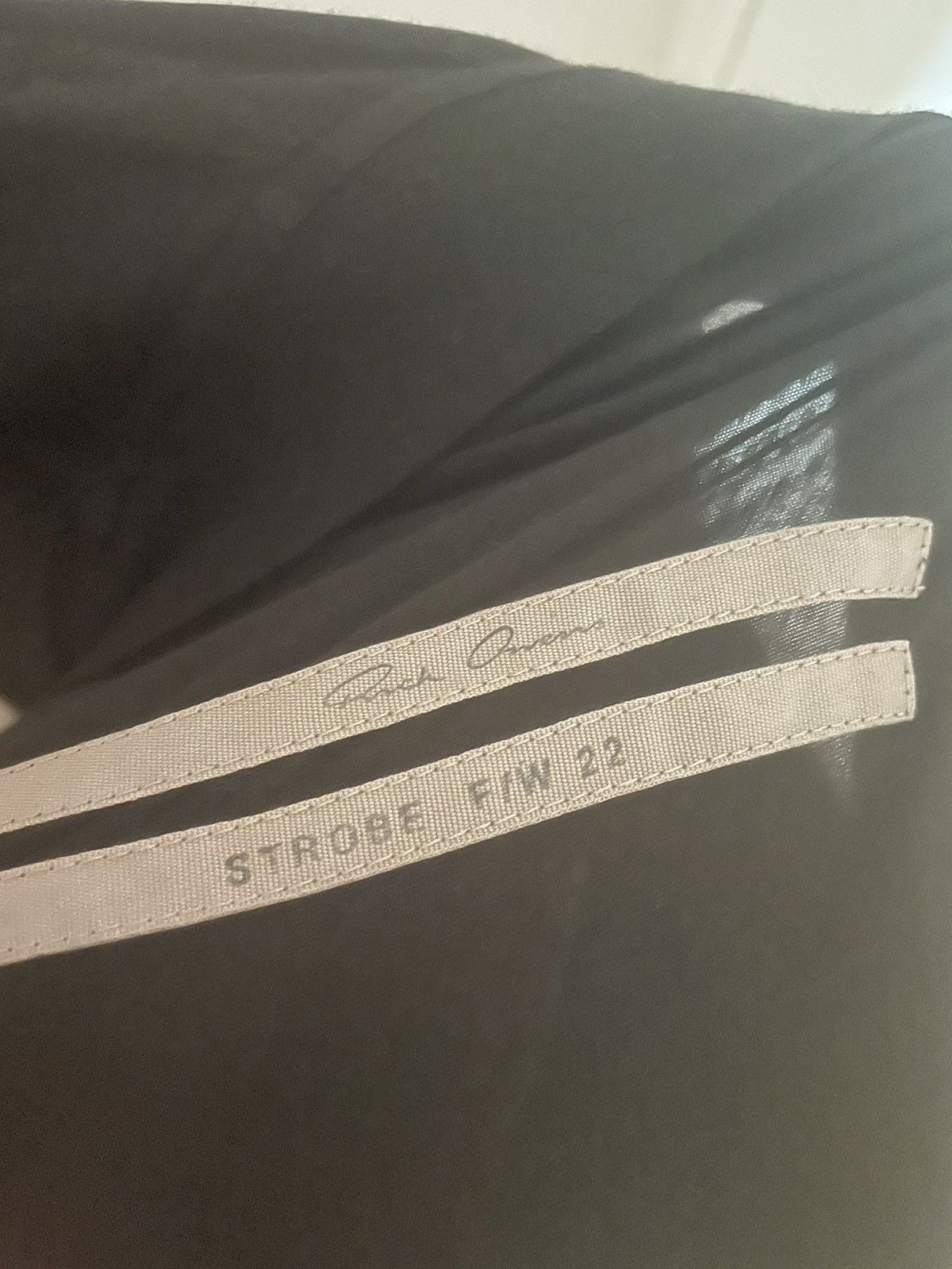 Rick Owens Rick Owens Sleeveless Size: XL URINAL Printed Strobe FW22 Size US XL / EU 56 / 4 - 4 Thumbnail