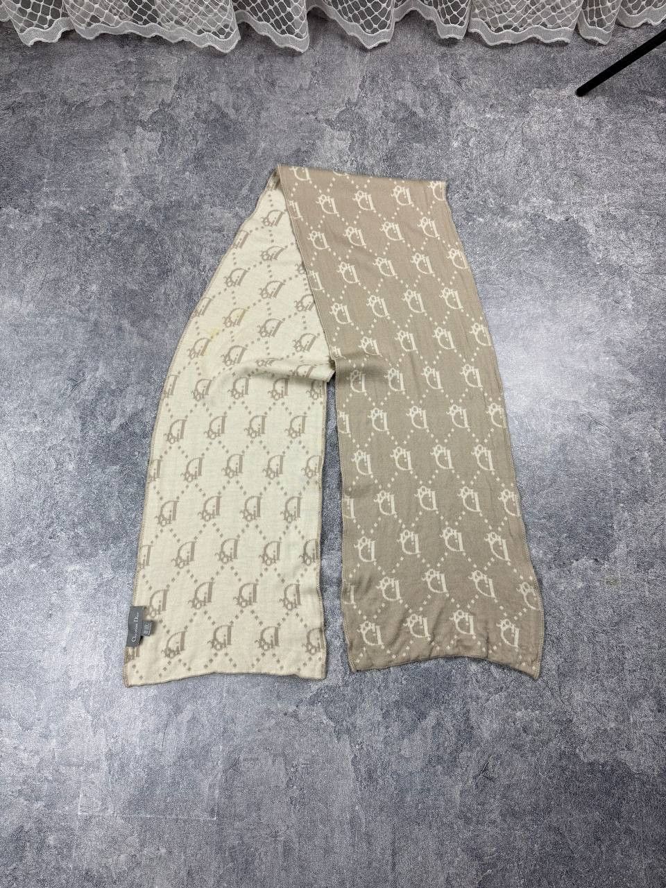 Christian Dior Monsieur Authentic Christian Dior Wool Monogram Scarf Size ONE SIZE - 1 Thumbnail