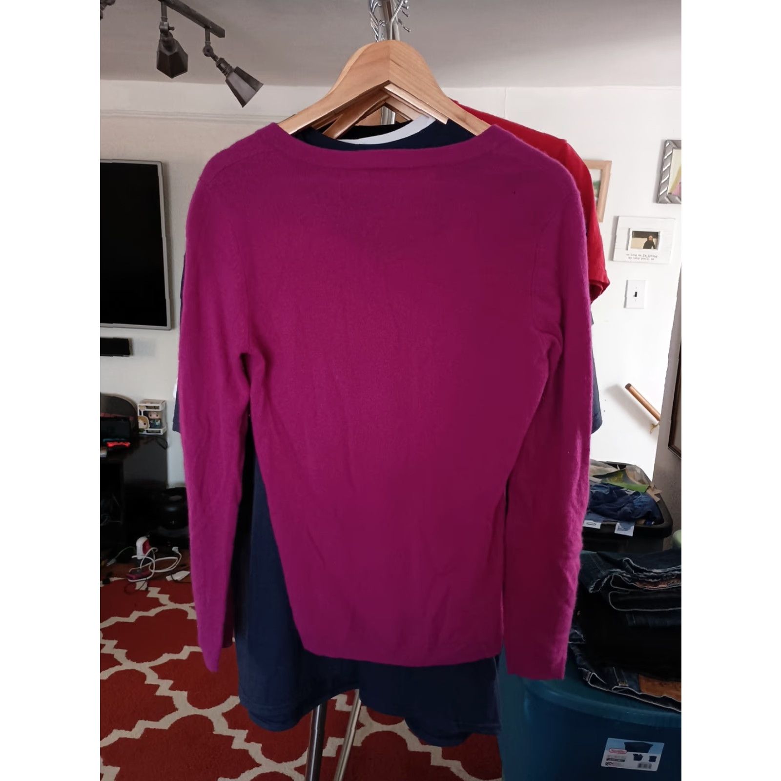 Ann Taylor VINTAGE Ann Taylor Sweater Shirt Womens Pullover Cashmere Purple Fuchsia Size M VG Condition Size M / US 6-8 / IT 42-44 - 4 Thumbnail
