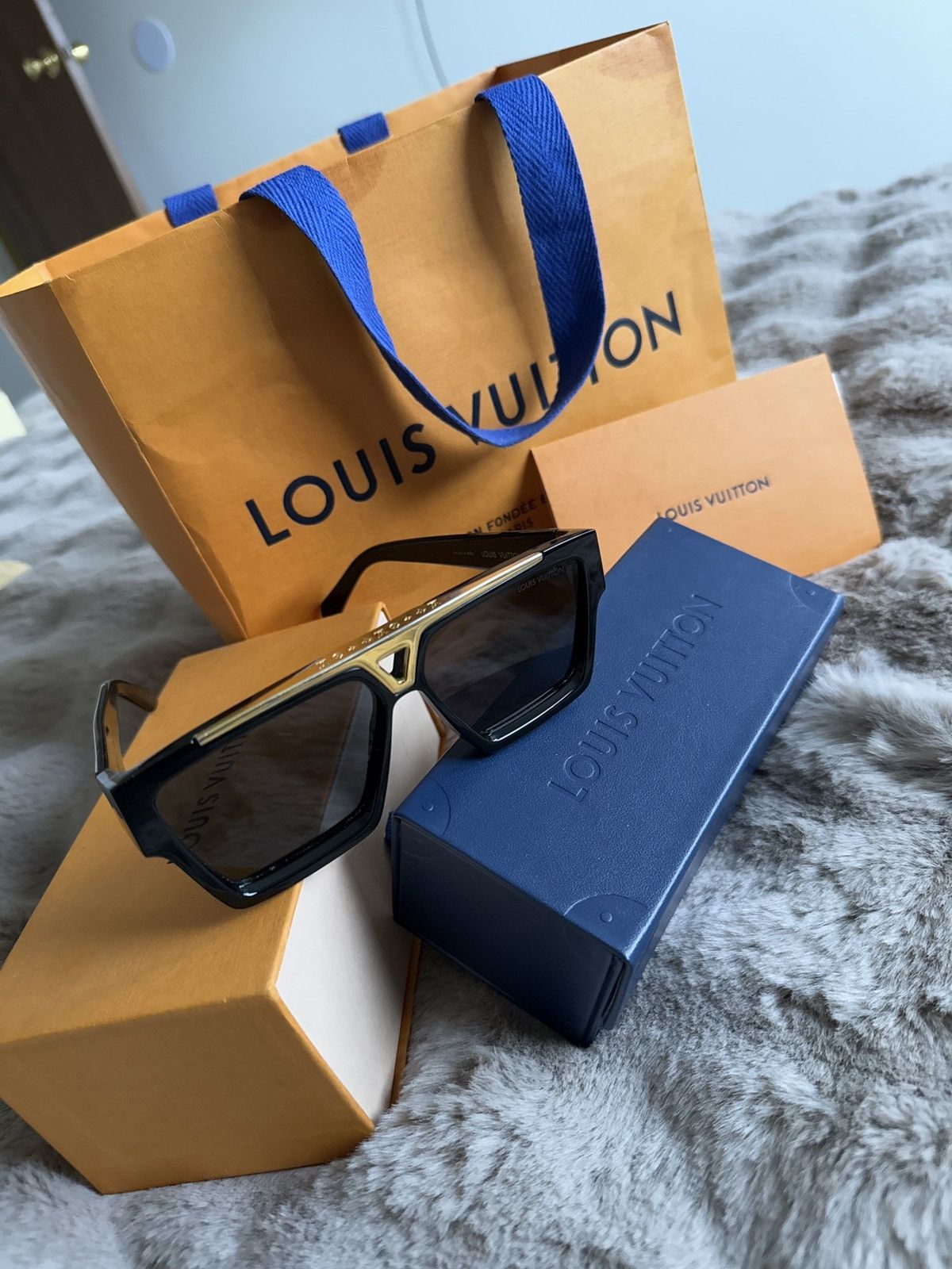Louis Vuitton × Virgil Abloh Louis Vuitton 1.1 Evidence Size ONE SIZE - 7 Thumbnail