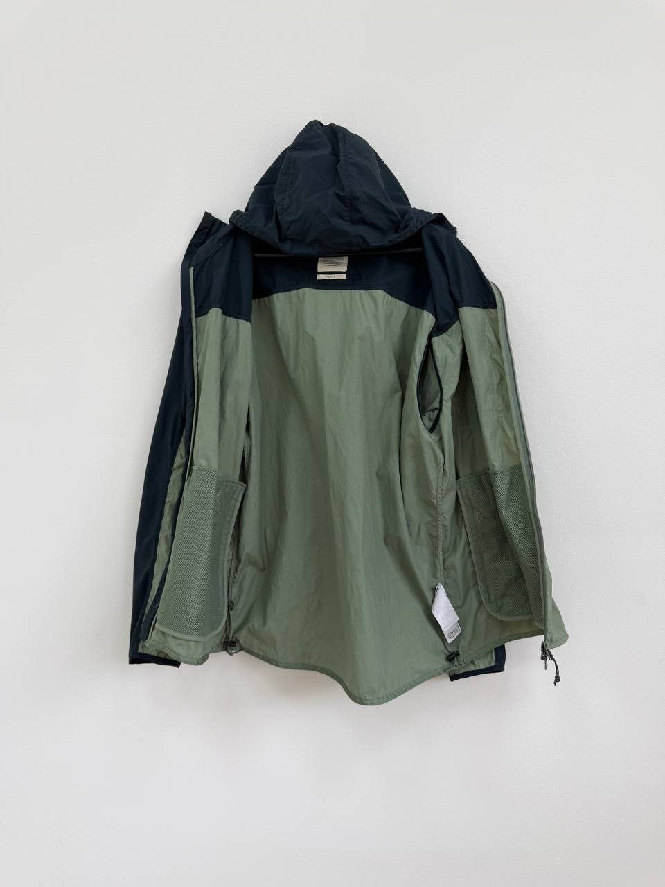 Fjallraven Fjall Raven High Coast Windbreaker Men's Jacket Size US L / EU 52-54 / 3 - 7 Thumbnail