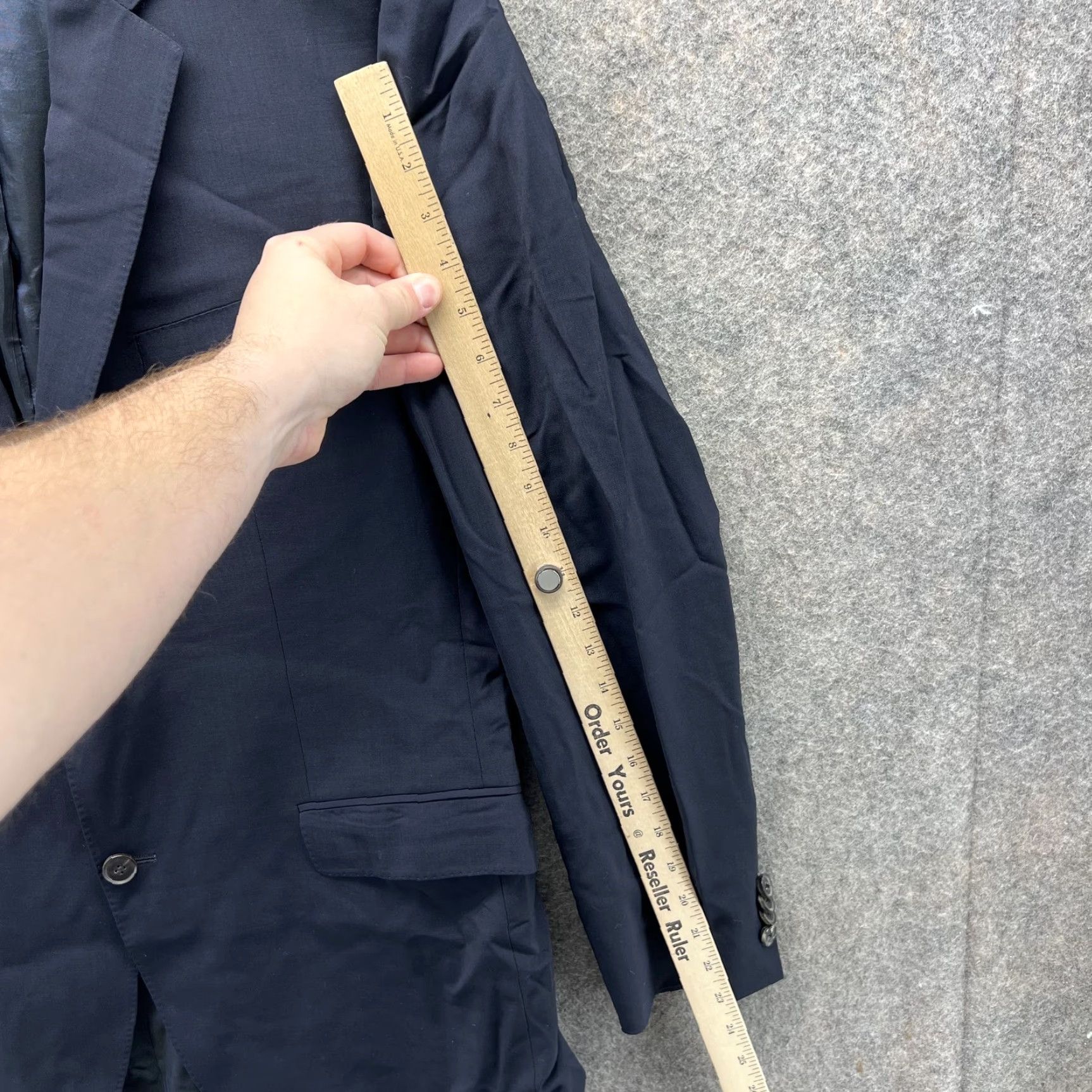 Hugo Boss HUGO BOSS Blazer Mens 42L Navy Wool Two-Button Jacket Coat Adult Regular Classic Notch USA Made Size 42R - 2 Thumbnail