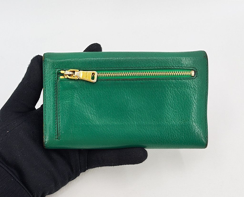 Miu Miu MIU MIU green leather large envelope wallet Size ONE SIZE - 8 Thumbnail