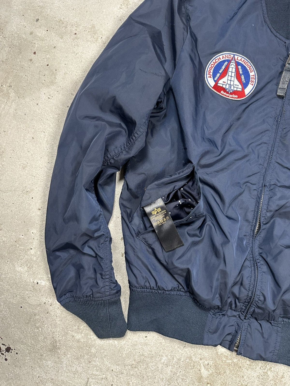 Alpha Industries Alpha Industries MA 1 TT Nasa Reversible Bomber Jacket Flyer Size US M / EU 48-50 / 2 - 13 Thumbnail