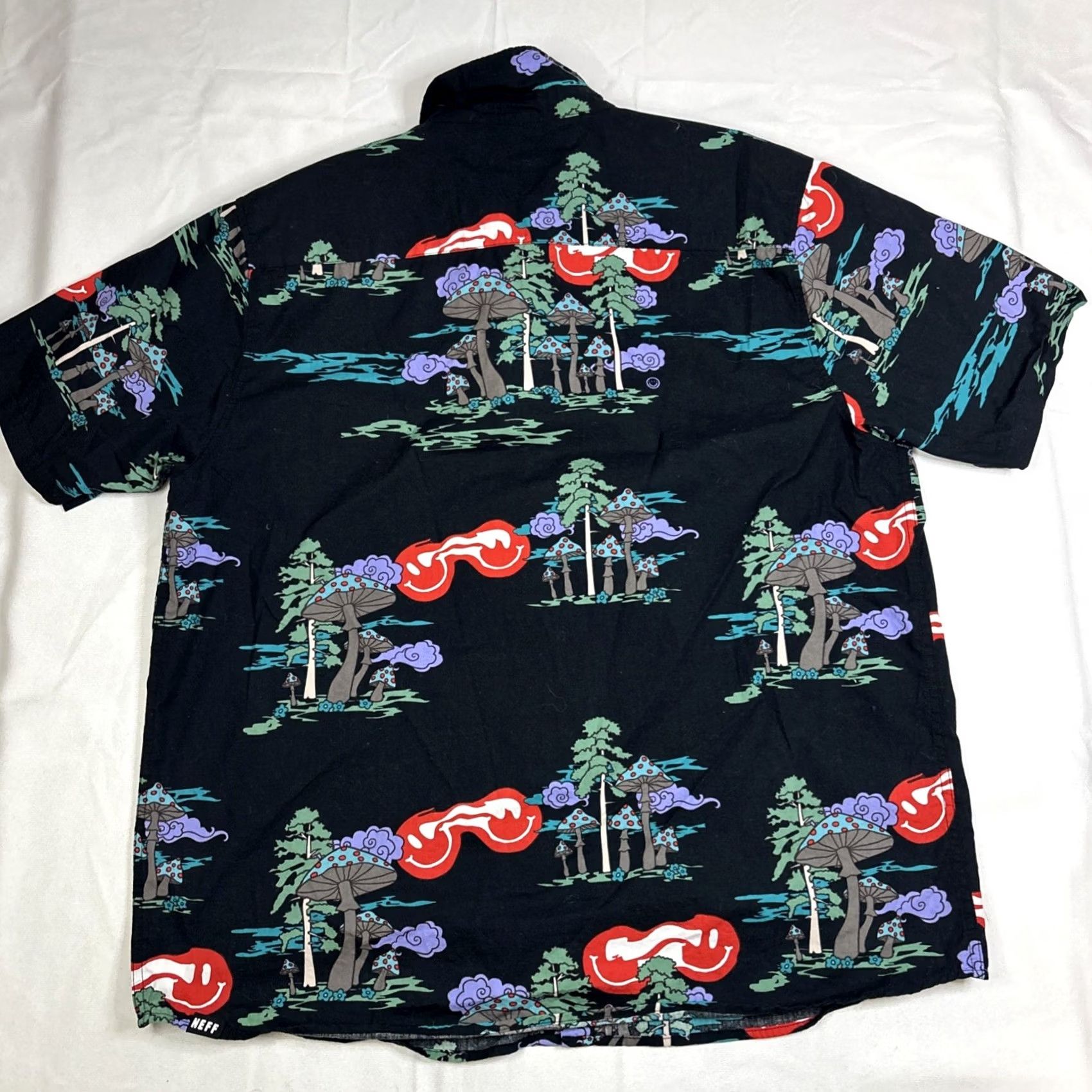 Vintage Neff Psychedelic Mushroom Forest Shirt Mens XXL Black Button Smiley Face Skater Shirt Size US XXL / EU 58 / 5 - 6 Thumbnail