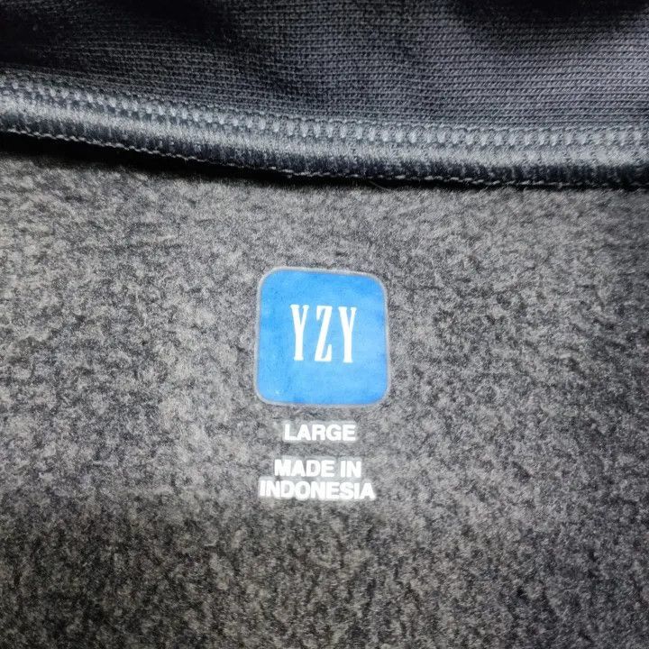 Balenciaga Balenciaga Yeezy x Gap x Balenciaga Dark Grey Sweater -250 Size US L / EU 52-54 / 3 - 3 Thumbnail