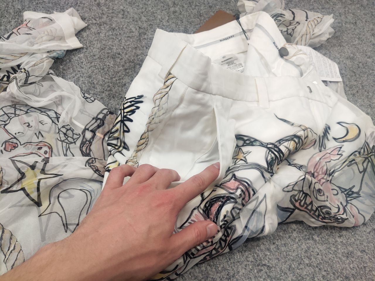 Burberry Rare Burberry By Marine Sketch Print Layered Silk Pants Size US 32 / EU 48 - 16 Thumbnail