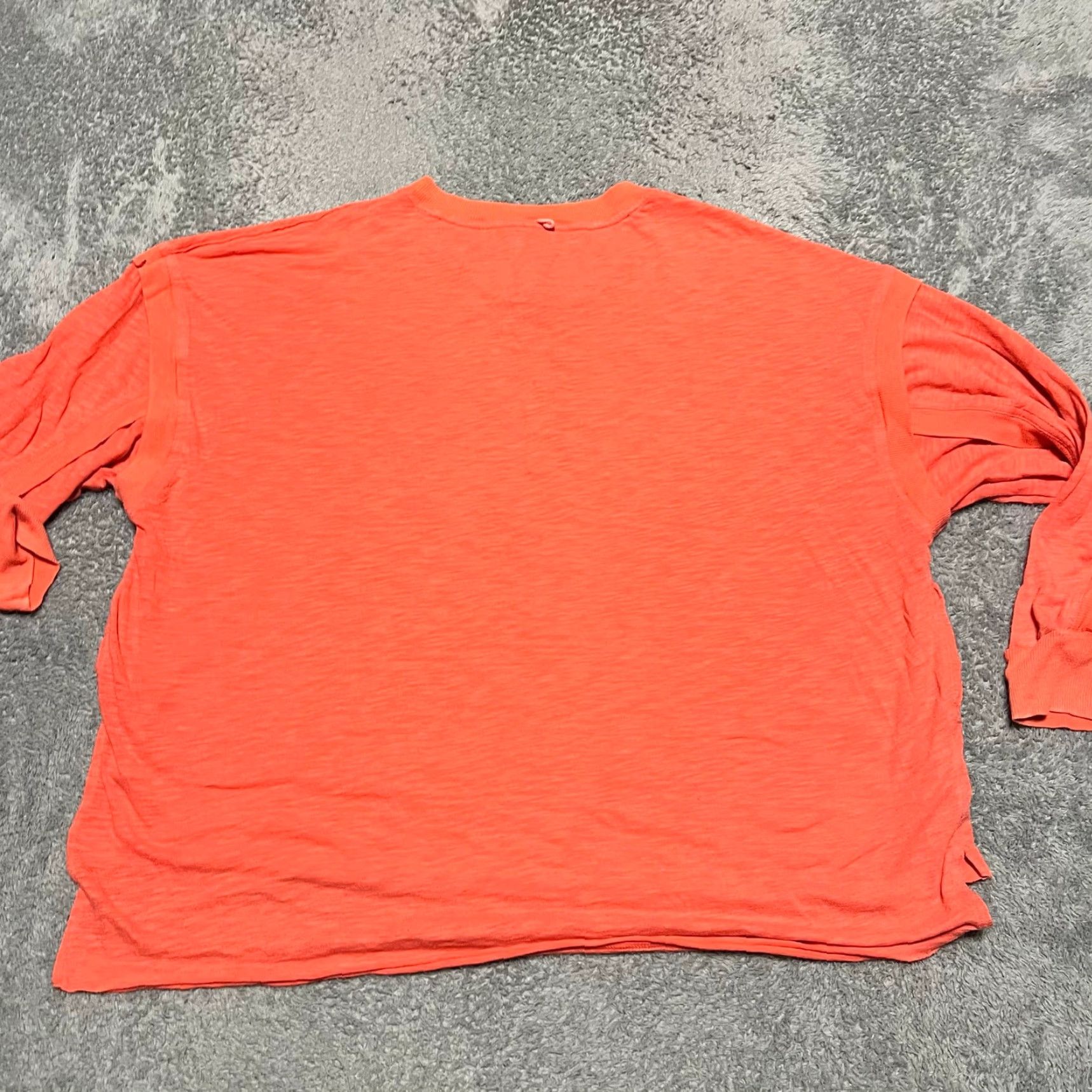 Free People Free People Movement Shirt Womens Small Coral Oversized Long Sleeve Henley Blouse S Womens Coral Long Sleeve Henley Shirt Size S / US 4 / IT 40 - 4 Thumbnail