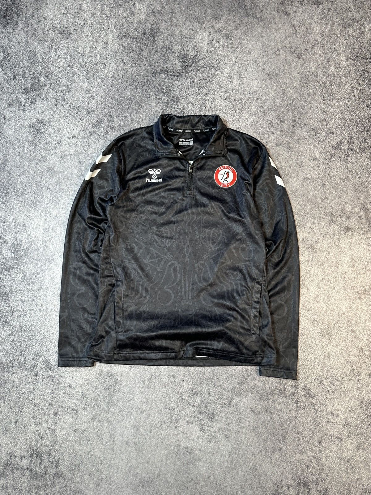 Hummel Hummel Bristol City Soccer Jacket Streetwear Rare Casual M Size US M / EU 48-50 / 2 - 1 Thumbnail