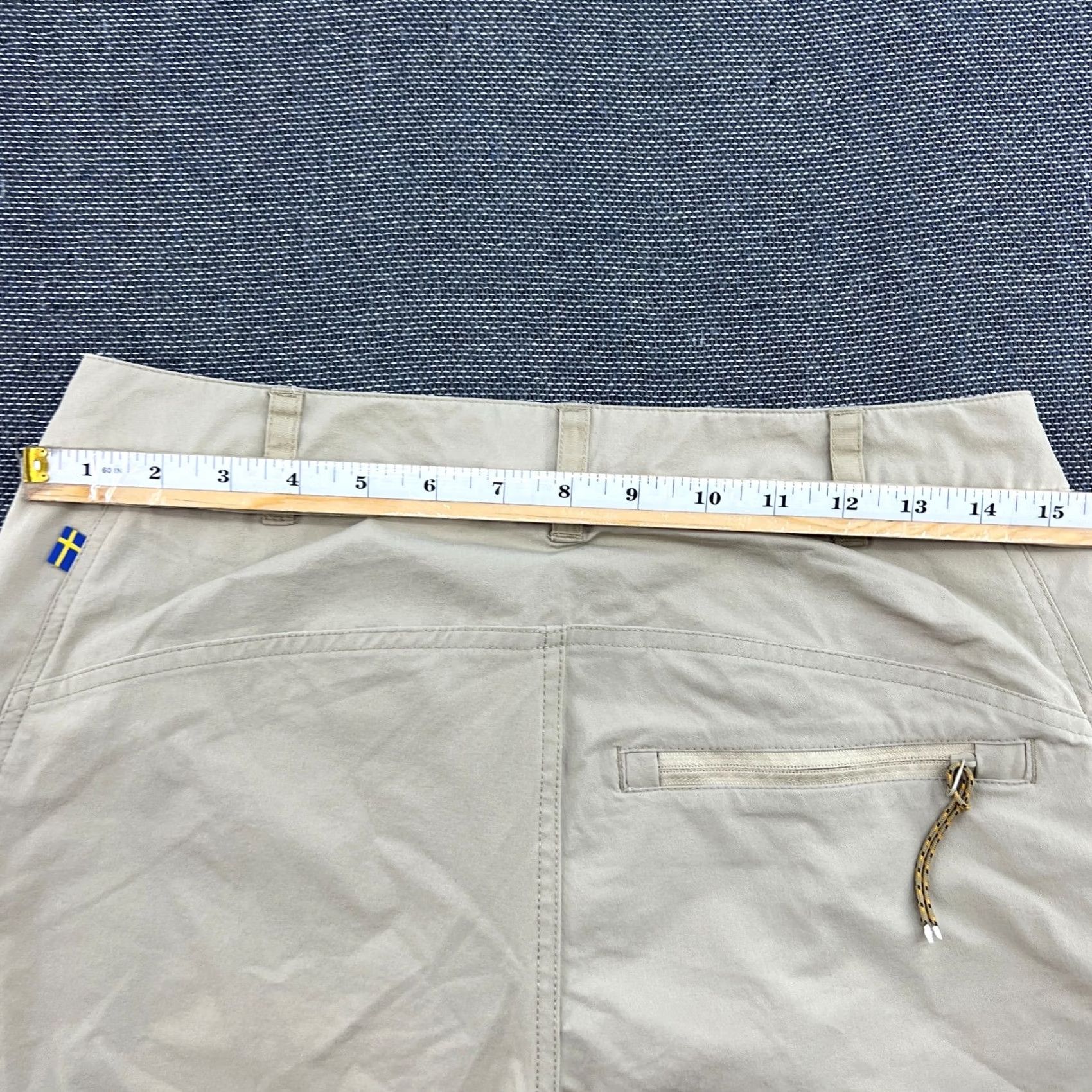 Vintage Fjällräven Abisko Lite Shorts Womens EU 38 US 29 Beige Trekking Outdoor Hiking Cargo Short Women Regular Beige Outdoor Size 26" / US 2 / IT 38 - 7 Thumbnail