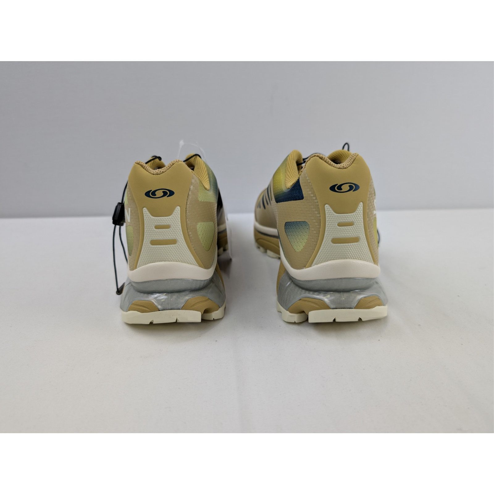 Salomon o1rshd1 XT-4 OG Aurora Borealis sneaker in Multicolor Size US 10.5 / EU 43-44 - 11 Thumbnail