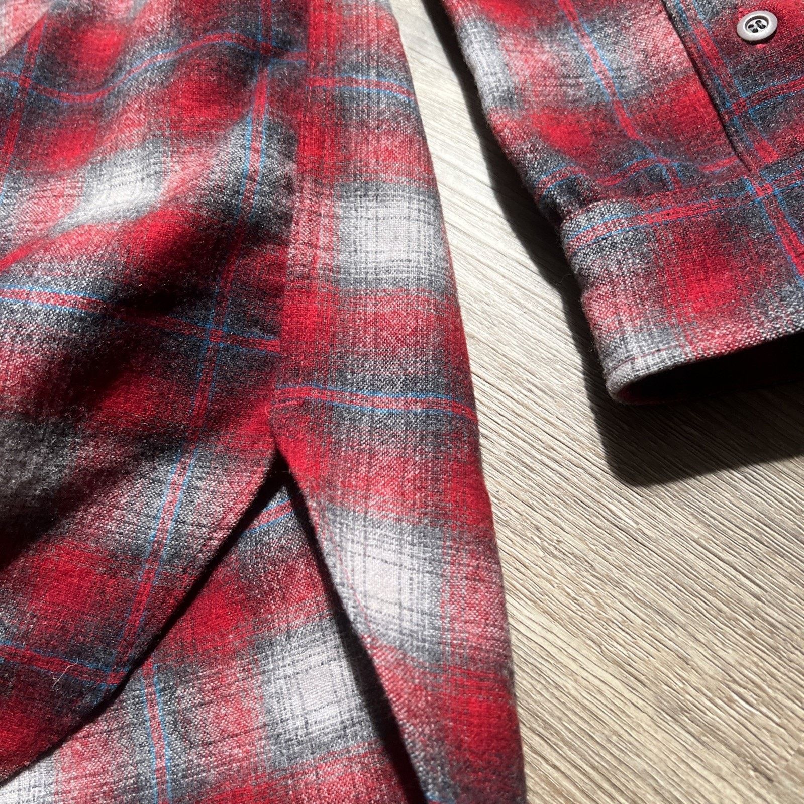 Pendleton Vintage 60s 70s Pendleton Board Shirt Red Shadow Plaid Wool Size US L / EU 52-54 / 3 - 8 Thumbnail
