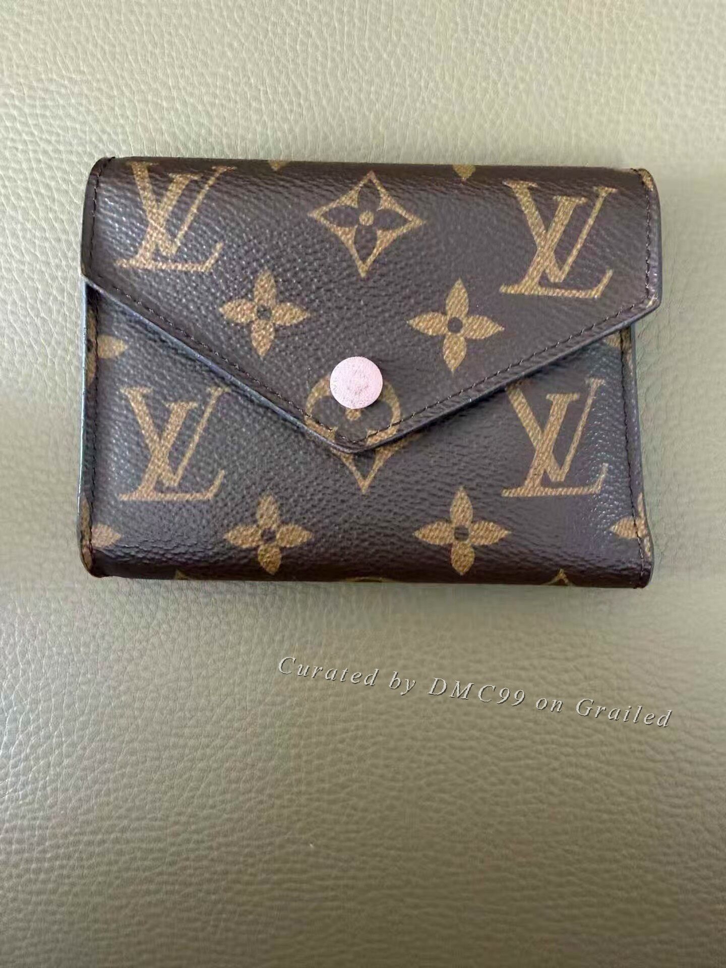 Louis Vuitton Louis Vuitton Monogram Tri-Fold Short Wallet Size ONE SIZE - 1 Thumbnail