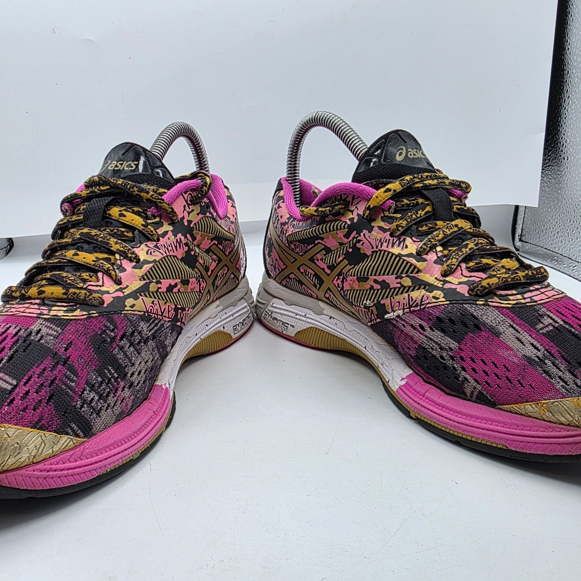 Asics Asics Gel Noosa Tri 10 Womens Size 7 Black Neon Pink Triathl Size US 7 / IT 37 - 3 Thumbnail