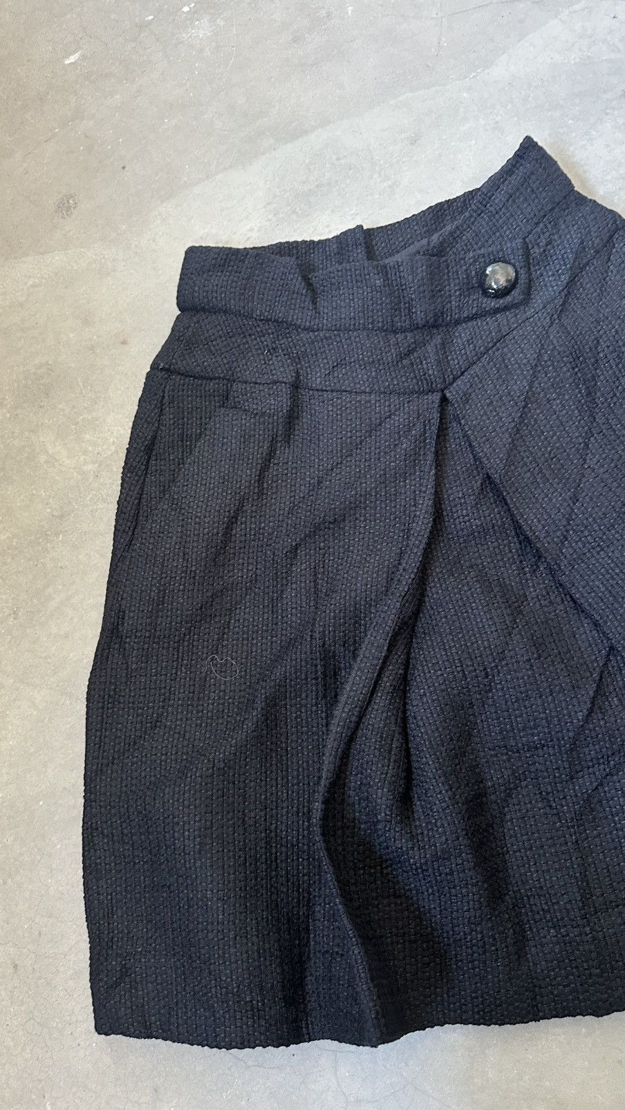 Chanel VINTAGE CHANEL SKIRT Size 26" / US 2 / IT 38 - 3 Thumbnail