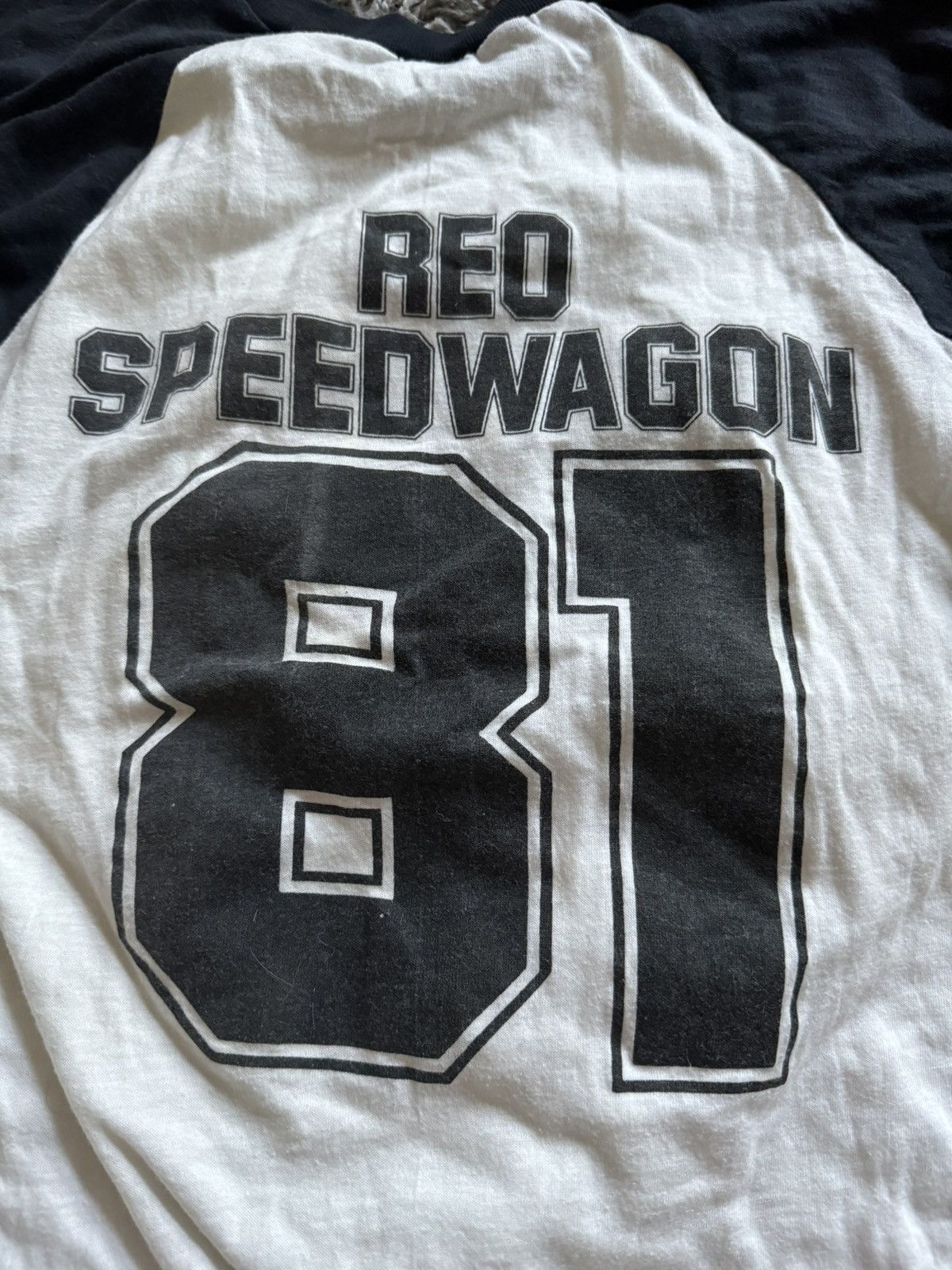 Band Tees Reo Speedwagon 1981 Concert Tee Size US L / EU 52-54 / 3 - 6 Thumbnail