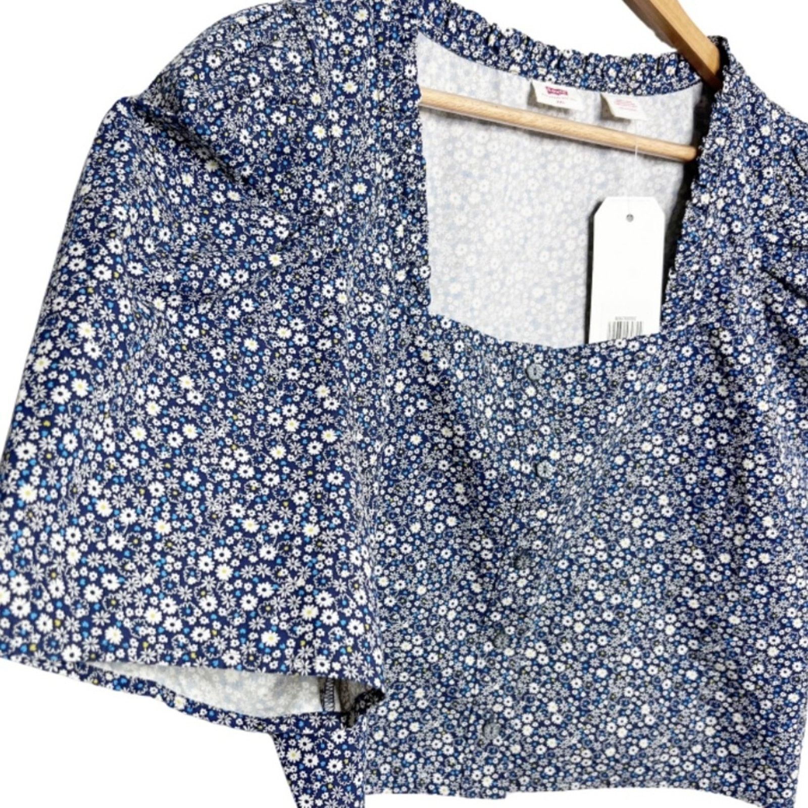 Levi's New with Tags Levi's Women's Joella Floral Crop Blouse Size XXL / US 16-18 / IT 52-54 - 6 Thumbnail