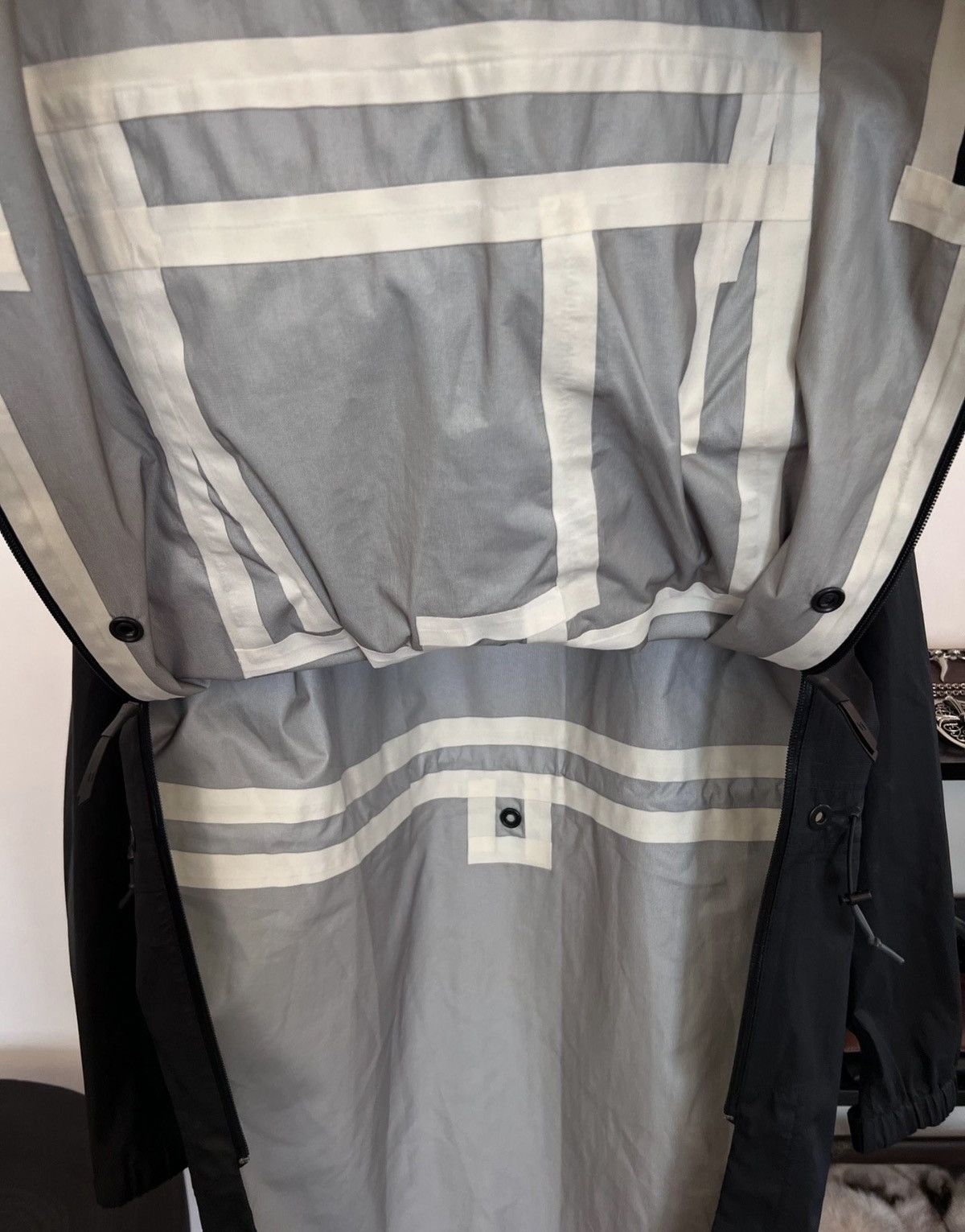 11 By Boris Bidjan Saberi 11ByBBS Mid-Length Nylon Bonded-Seam Kangaroo Pocket Jacket Size US L / EU 52-54 / 3 - 6 Thumbnail