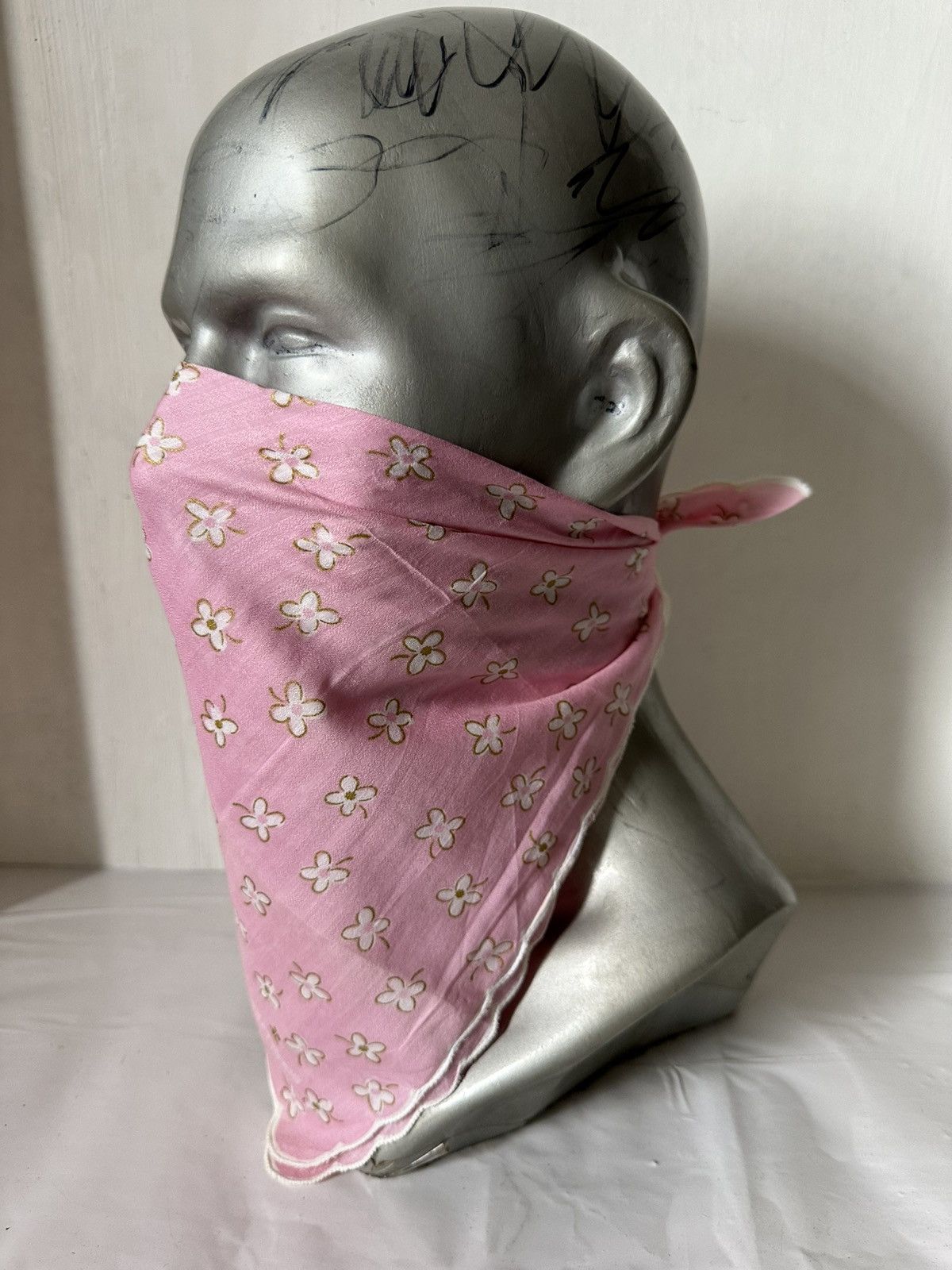 Vintage Vintage Courreges Handkerchief/ Neckerchief/ Bandana Size ONE SIZE - 3 Thumbnail