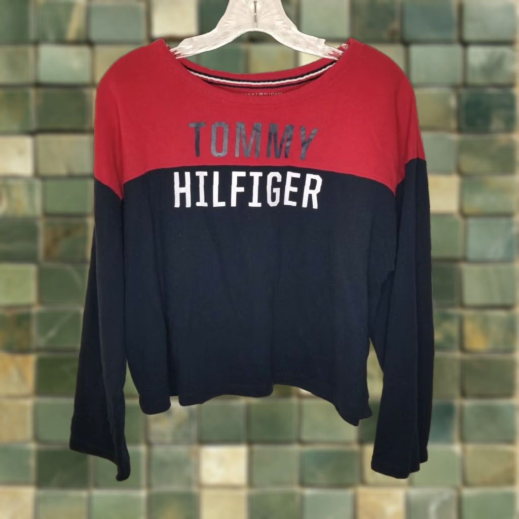 Tommy Hilfiger Tommy Hilfiger Long Sleeve Sleepwear Top Adult Extra Large Blue Red Womens Size XL / US 12-14 / IT 48-50 - 1 Thumbnail