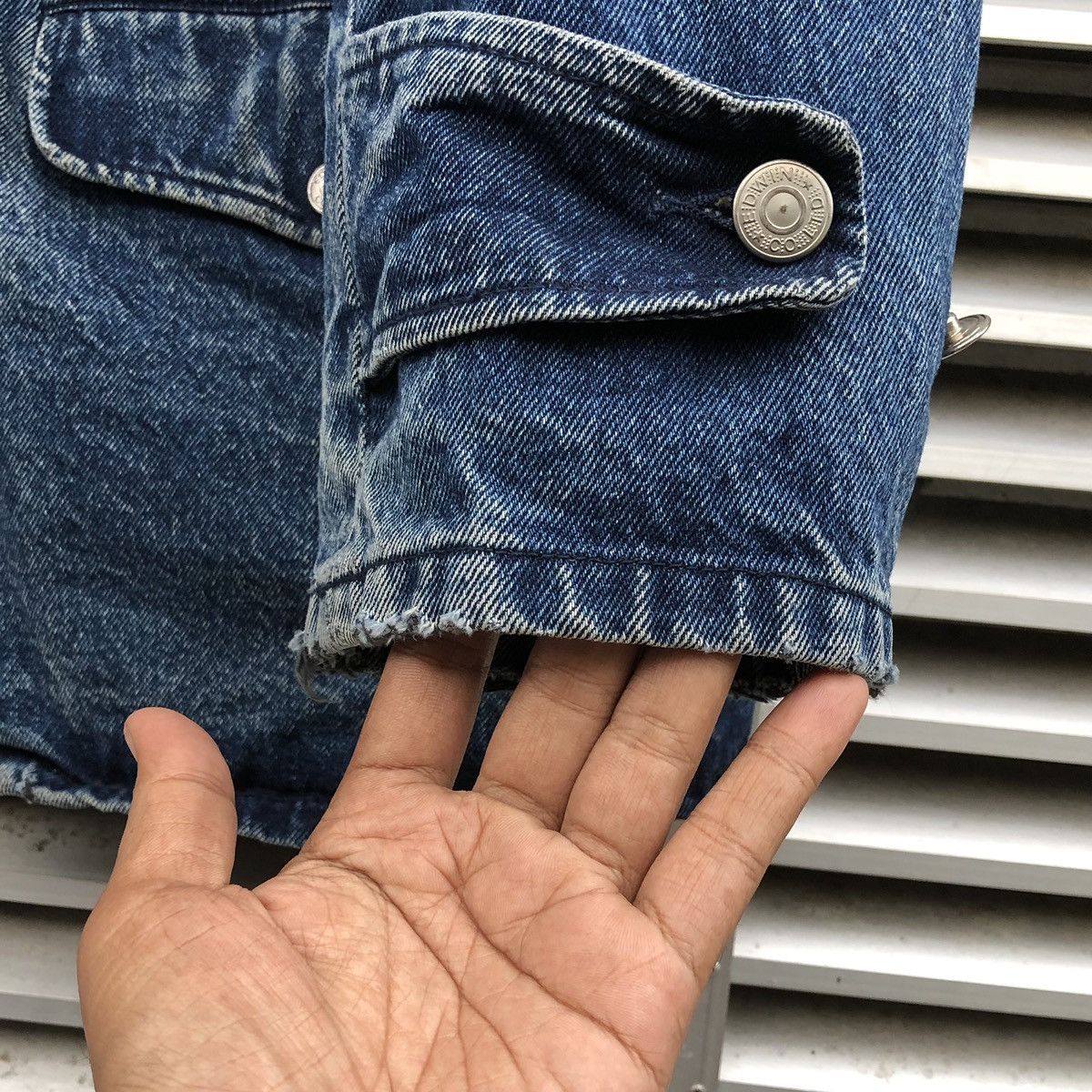 Edwin Vintage Edwin Distressed Denim Chore Work Jacket Size US L / EU 52-54 / 3 - 13 Thumbnail