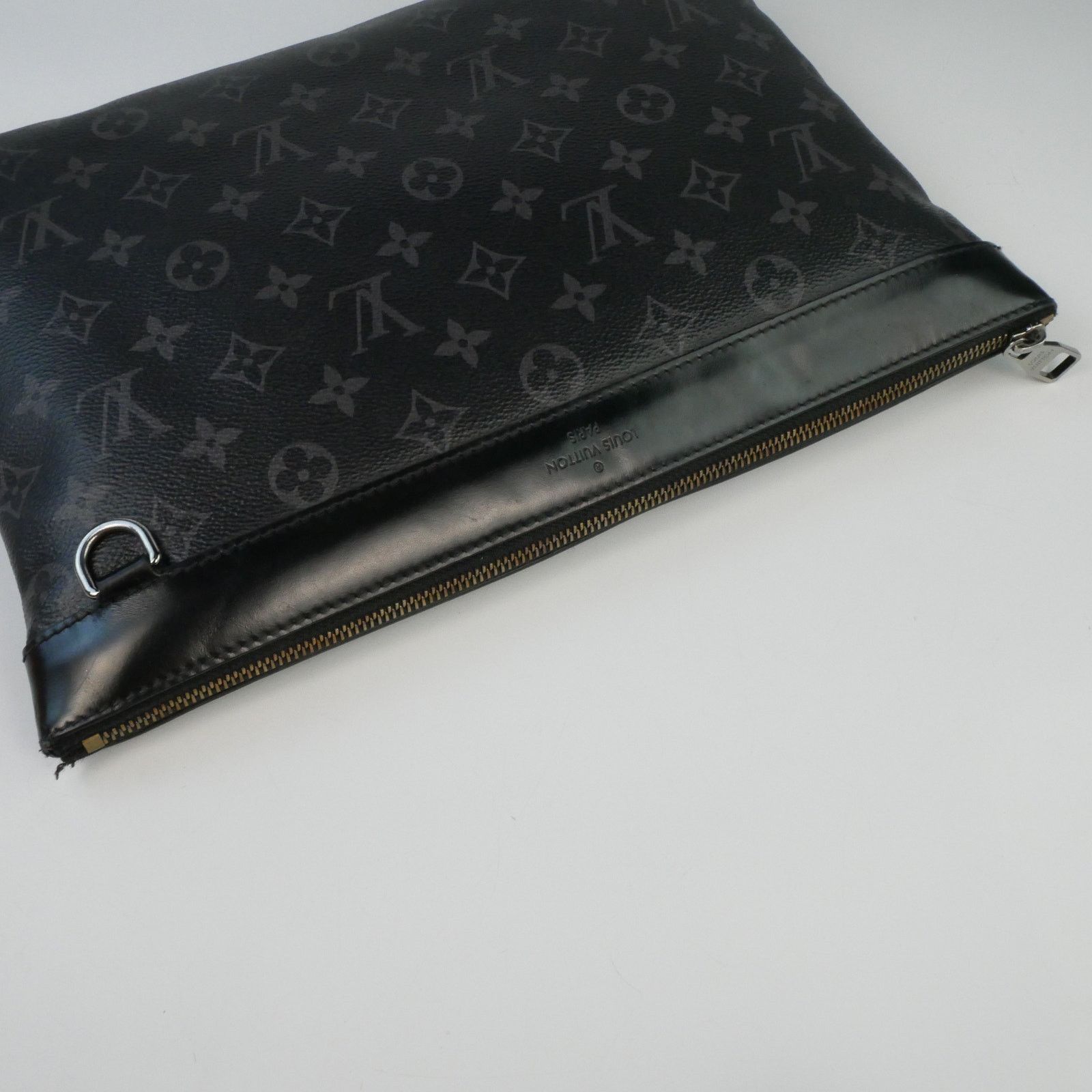Louis Vuitton Louis Vuitton Monogram Eclipse Clutch Bag Size ONE SIZE - 7 Thumbnail