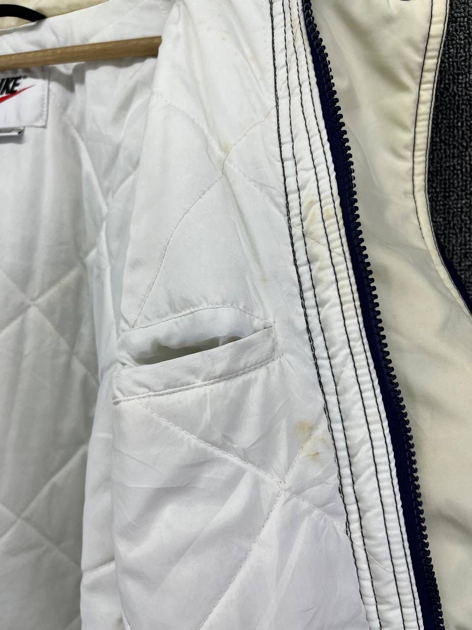 Nike × Vintage Vintage 90s Nike Spellout Jacket Size US L / EU 52-54 / 3 - 13 Thumbnail