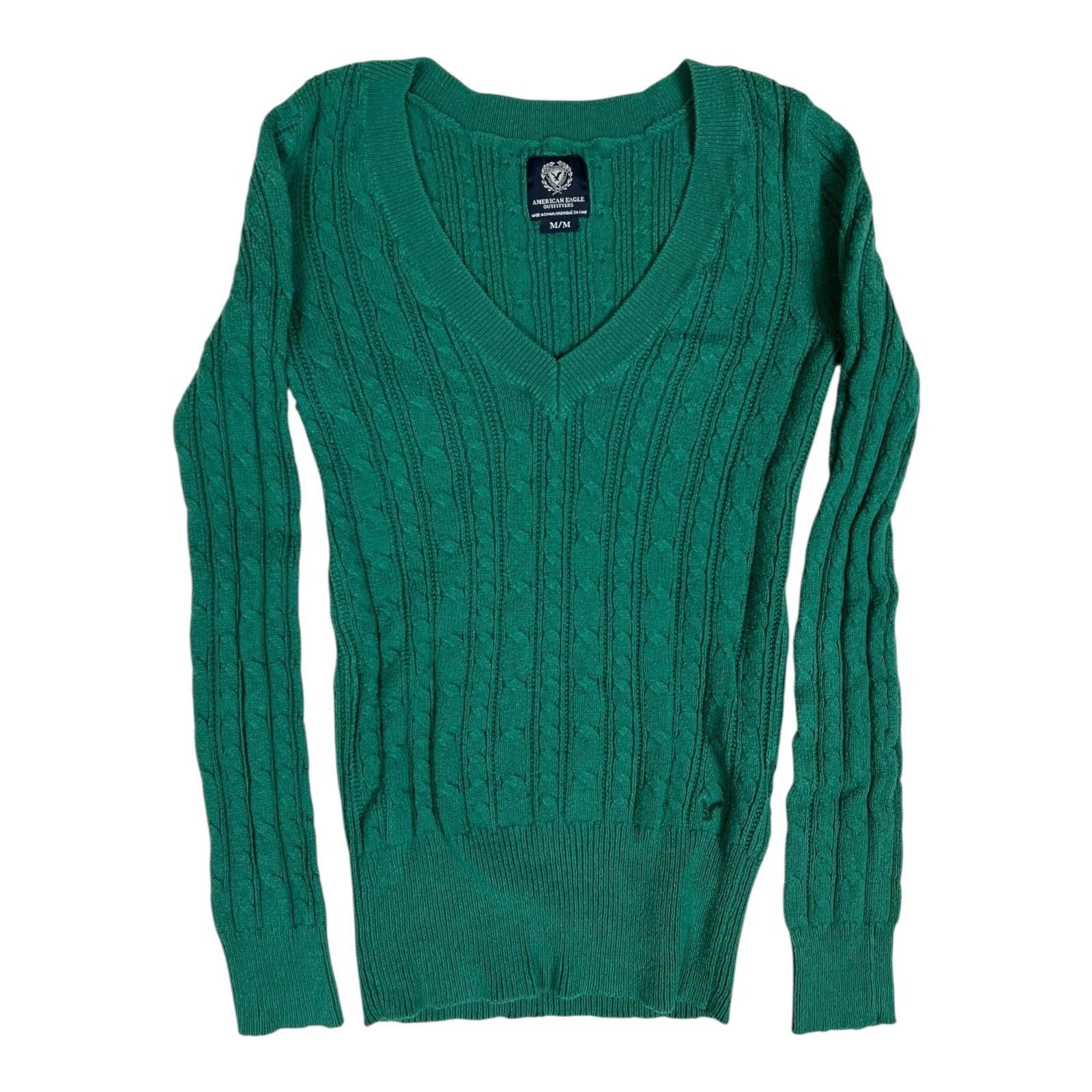 American Eagle Outfitters American Eagle Outfitters Sweater Women M Green Cable Knit V Size M / US 6-8 / IT 42-44 - 1 Thumbnail