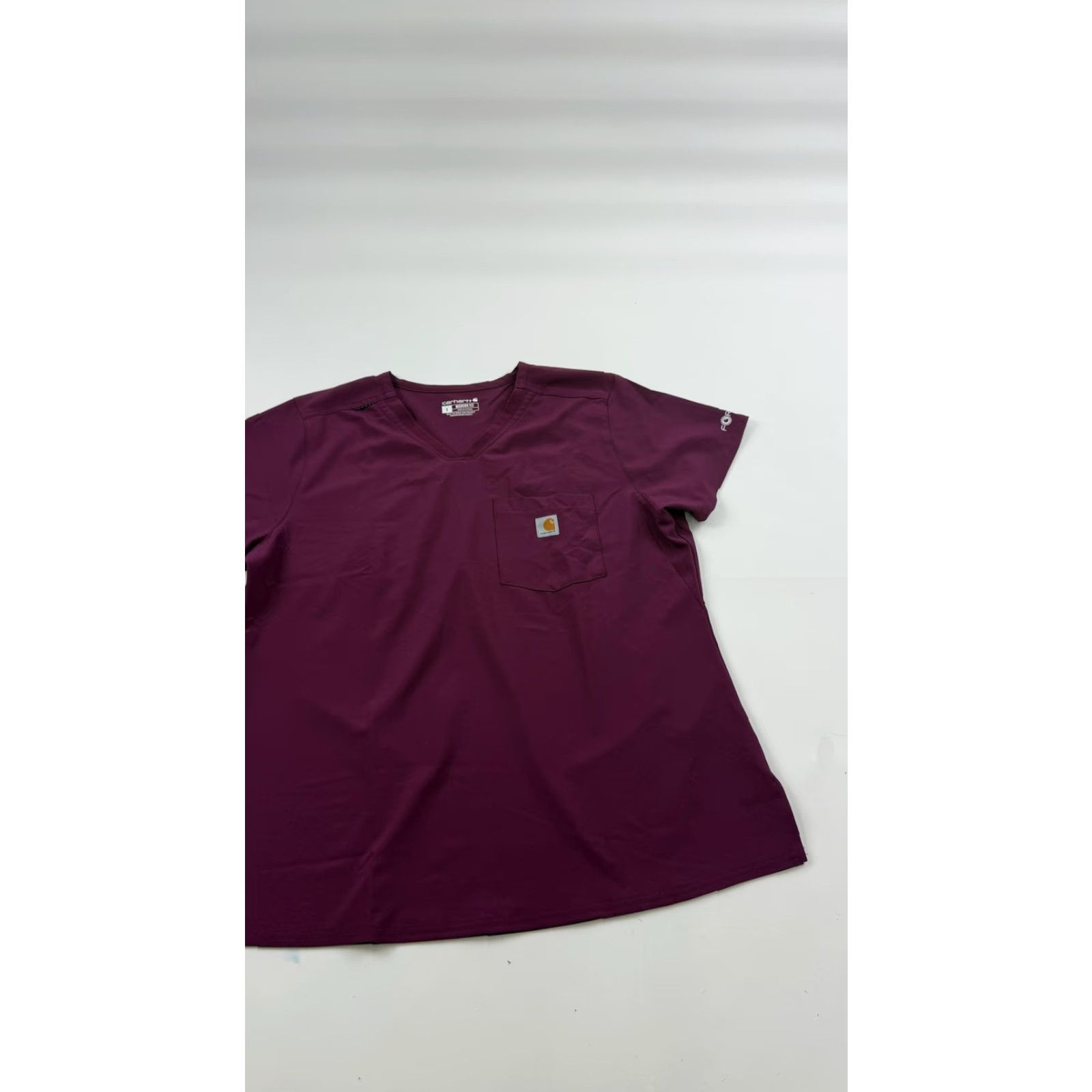 Carhartt VINTAGE Carhartt Scrub Shirt Womens Large Purple Force Modern Fit V-Neck Pocket Nursing Size L / US 10 / IT 46 - 2 Thumbnail