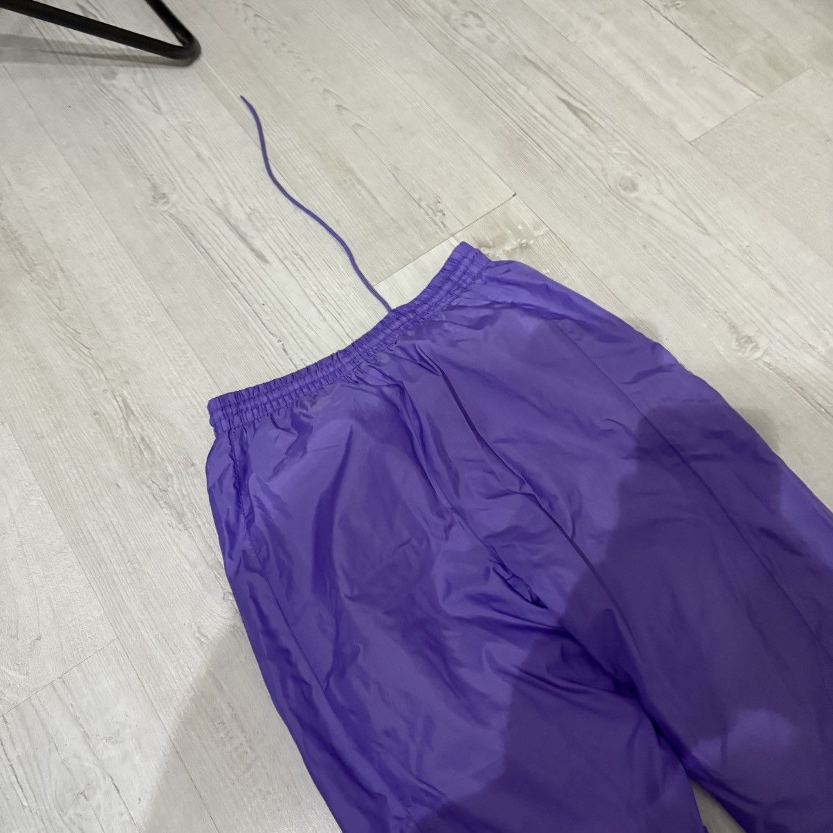 Vintage Nike Vintage Nylon Purple TrackPants 90s Streetwear Size US 31 - 13 Thumbnail