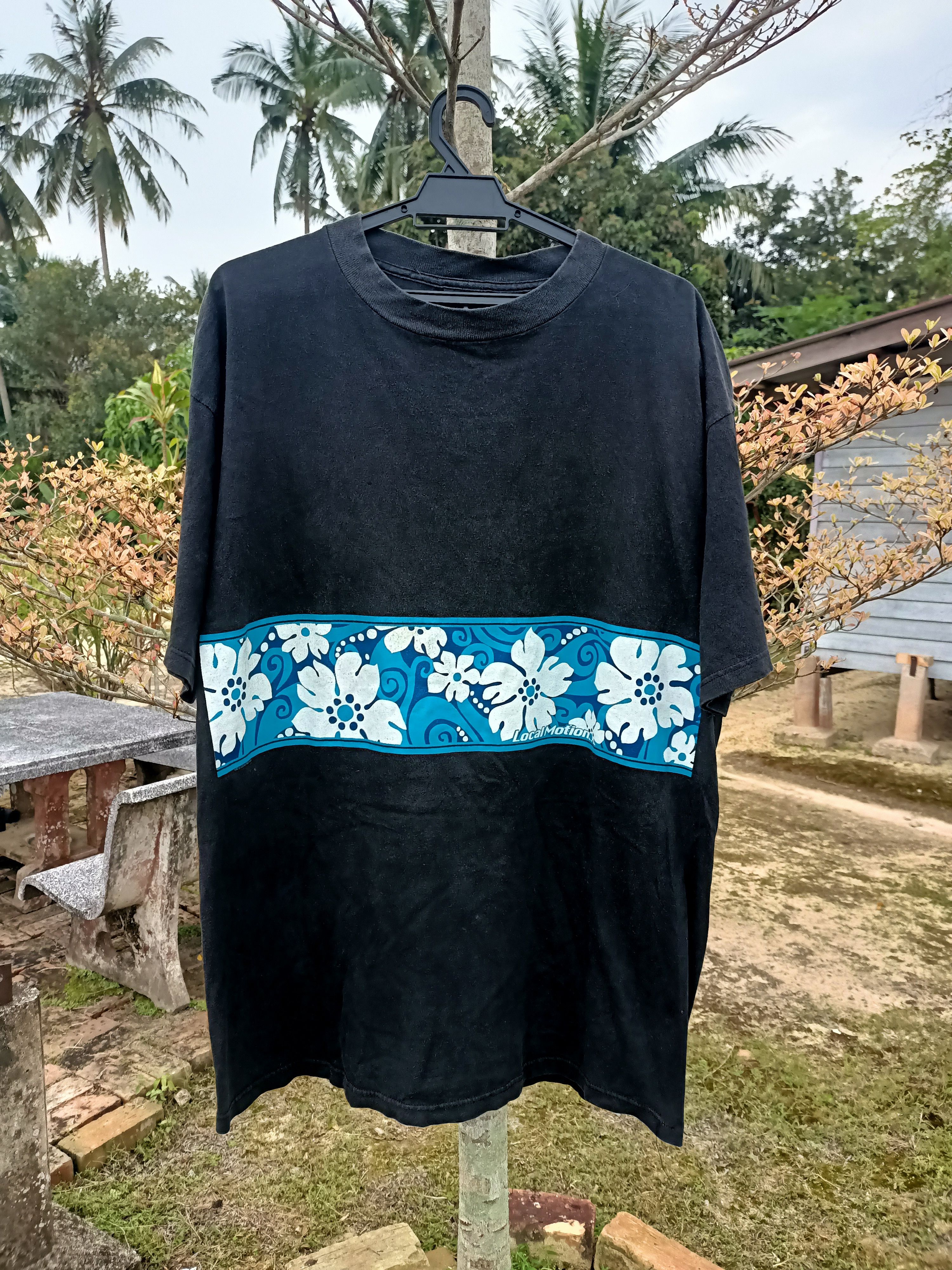 Vintage Vintage Rare Local Motion Hawaiian Surfgear t-shirt Size US XL / EU 56 / 4 - 1 Thumbnail