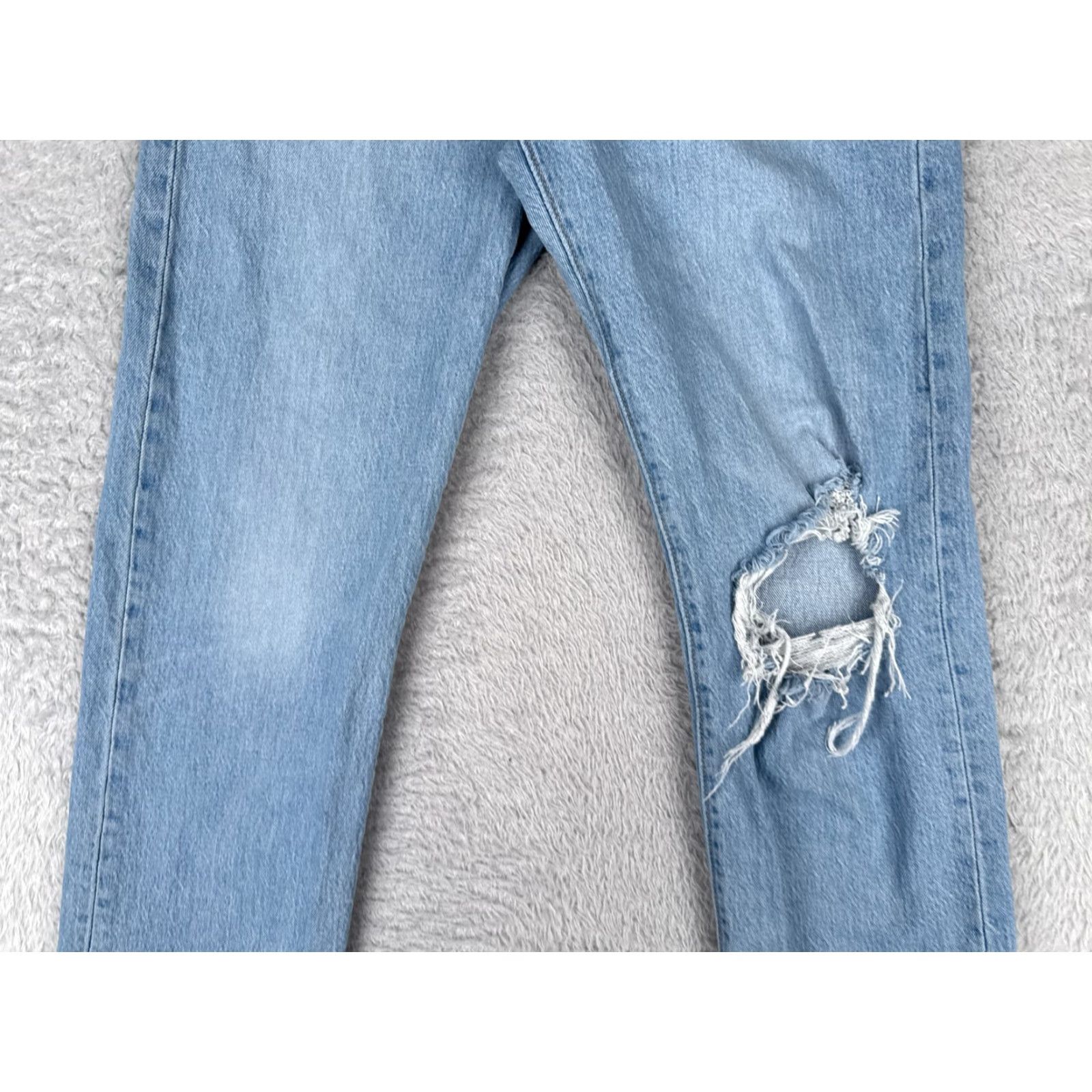 Levi's Levi's Jeans Womens 28 Blue Denim Wedgie Straight Distressed 28x26 Vintage No Size 28" / US 6 / IT 42 - 3 Thumbnail