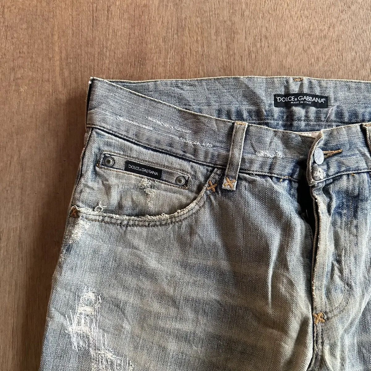 Dolce & Gabbana SICKSS 💥 VTG DOLCE&GABBANA DISTRESSED DENIM LIGHTWASH PANT Size US 34 / EU 50 - 4 Thumbnail