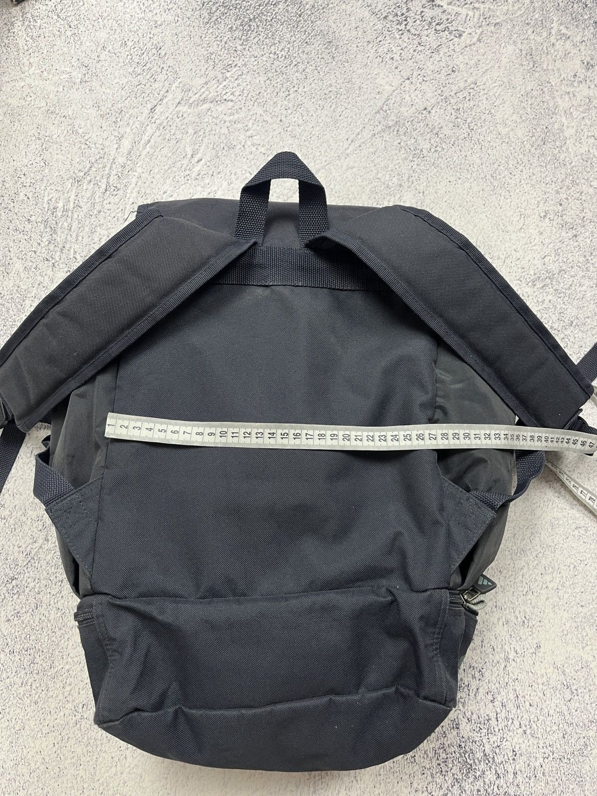 Adidas Vintage Adidas 00’s Y2K Logo Backpack Streetwear Hype Rare Size ONE SIZE - 16 Thumbnail