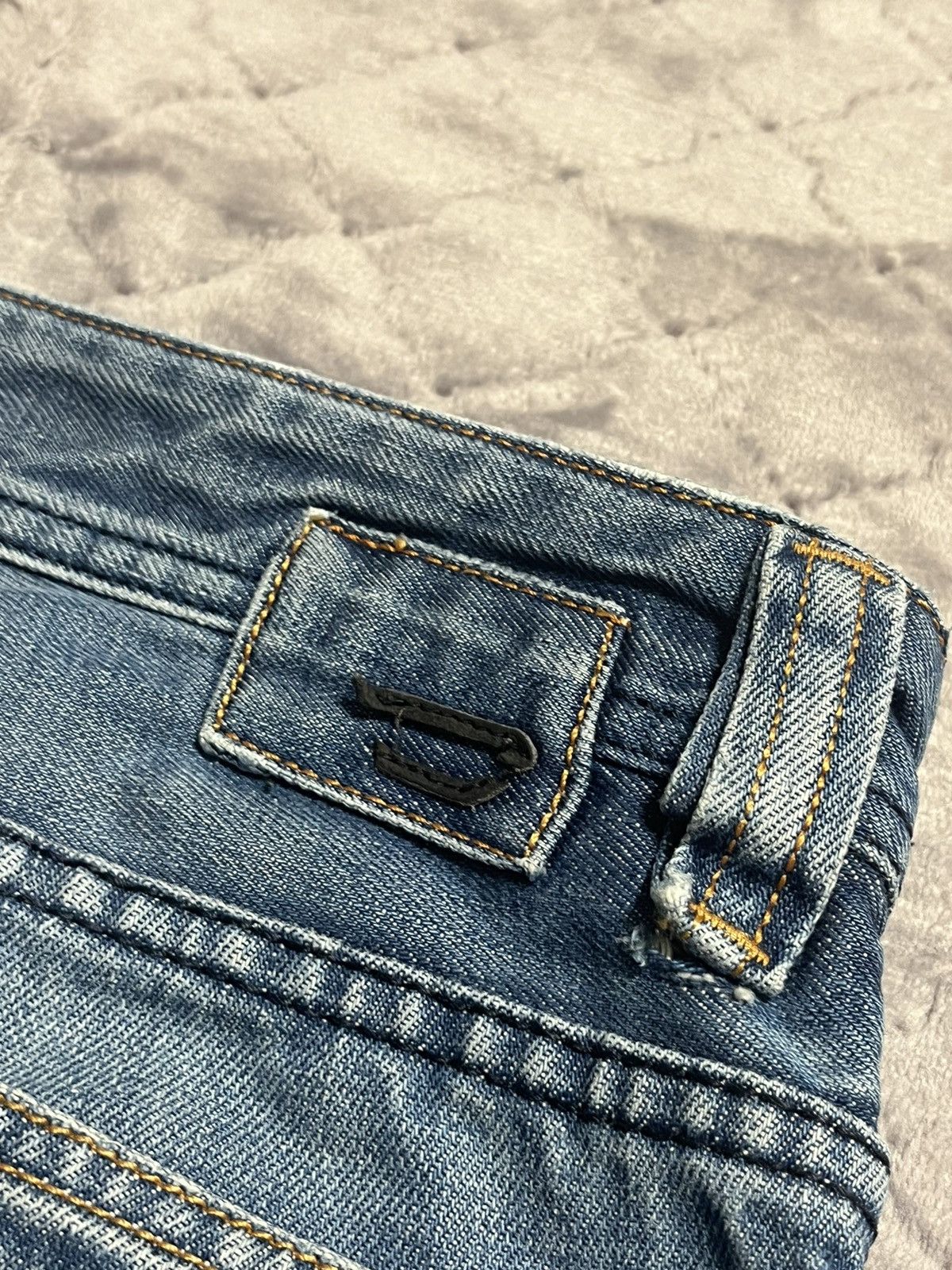 Diesel × Vintage 💥VINTAGE DIESEL FADE DISTRESSED DENIM Size US 35 - 7 Thumbnail