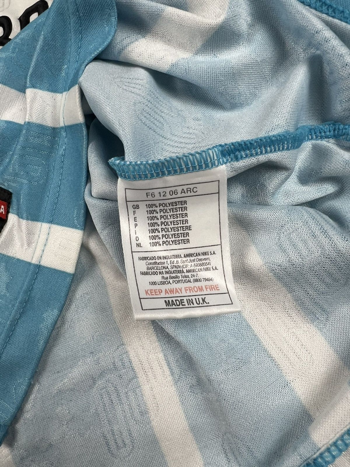 Nike Vintage Nike TSV Munchen 1996/97 Football Kids Soccer Jersey Size US S / EU 44-46 / 1 - 10 Thumbnail