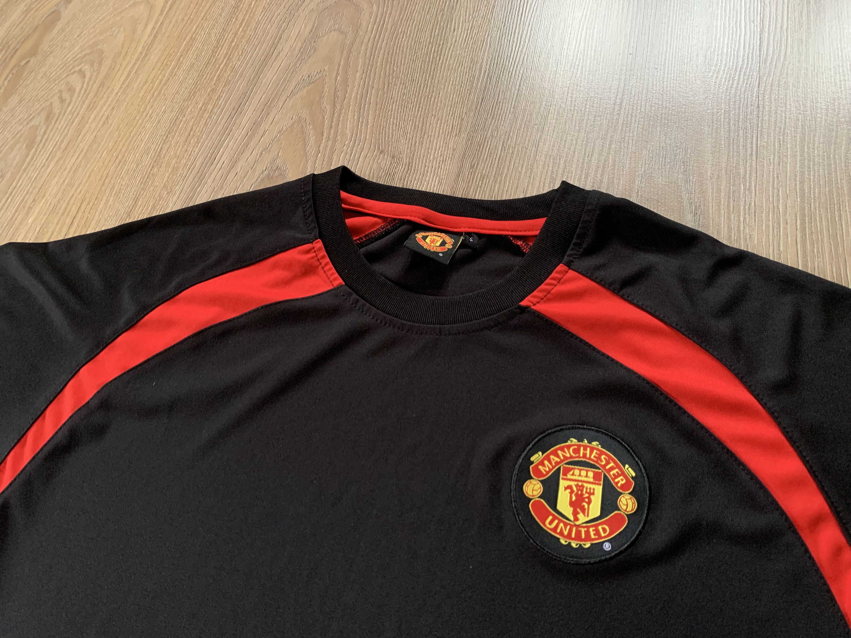 Other Manchester United Black Sport Training T Shirt Size US S / EU 44-46 / 1 - 4 Thumbnail